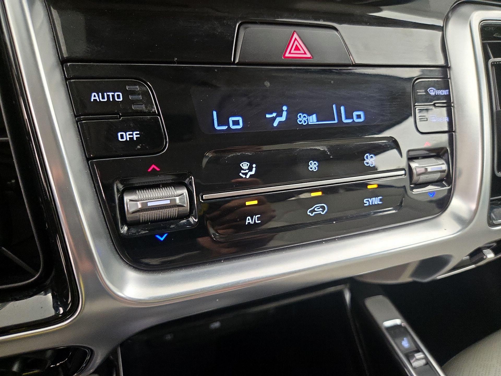 Thumbnail: 2021 Kia Sorento - 17