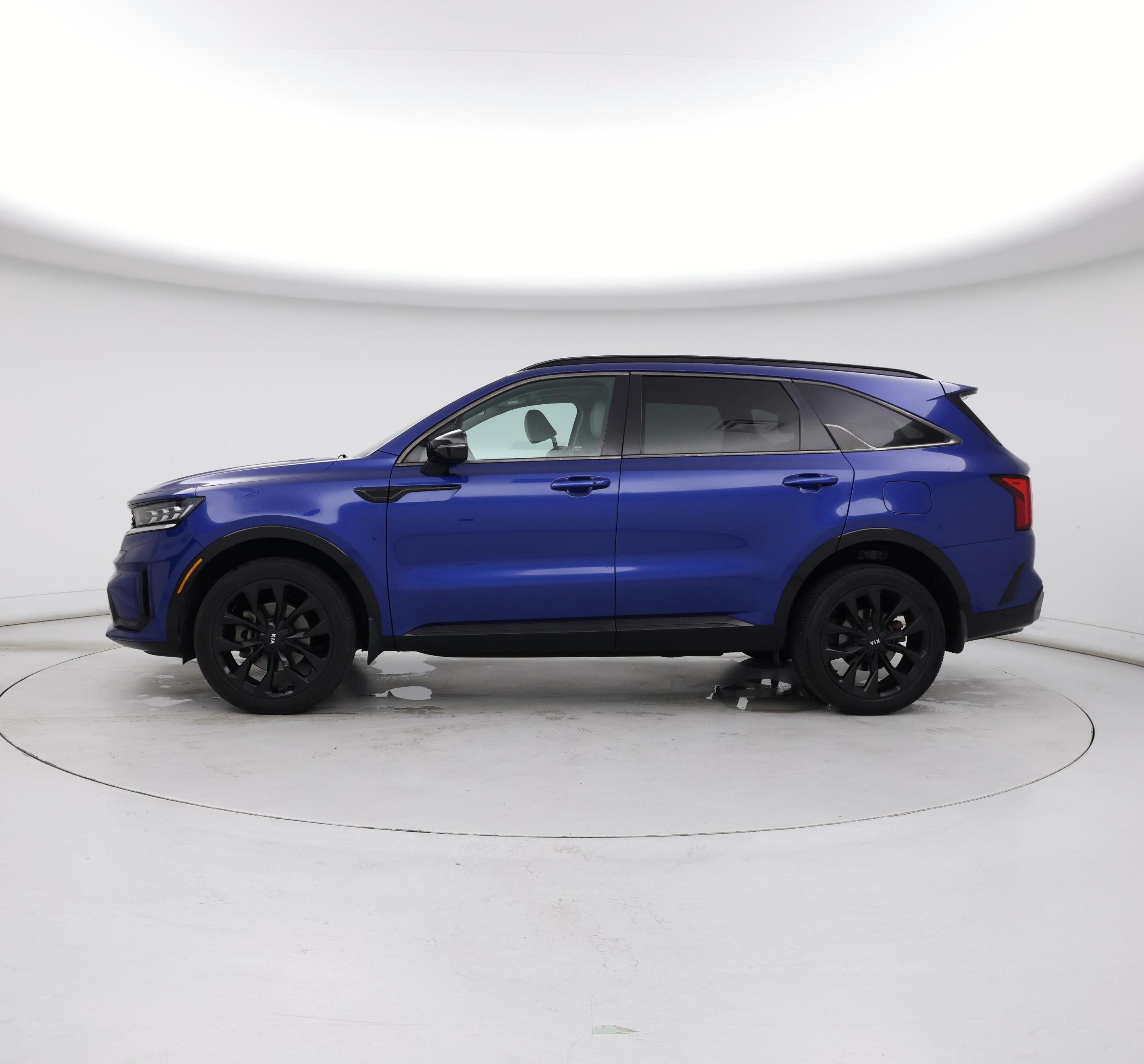 Thumbnail: 2021 Kia Sorento - 3