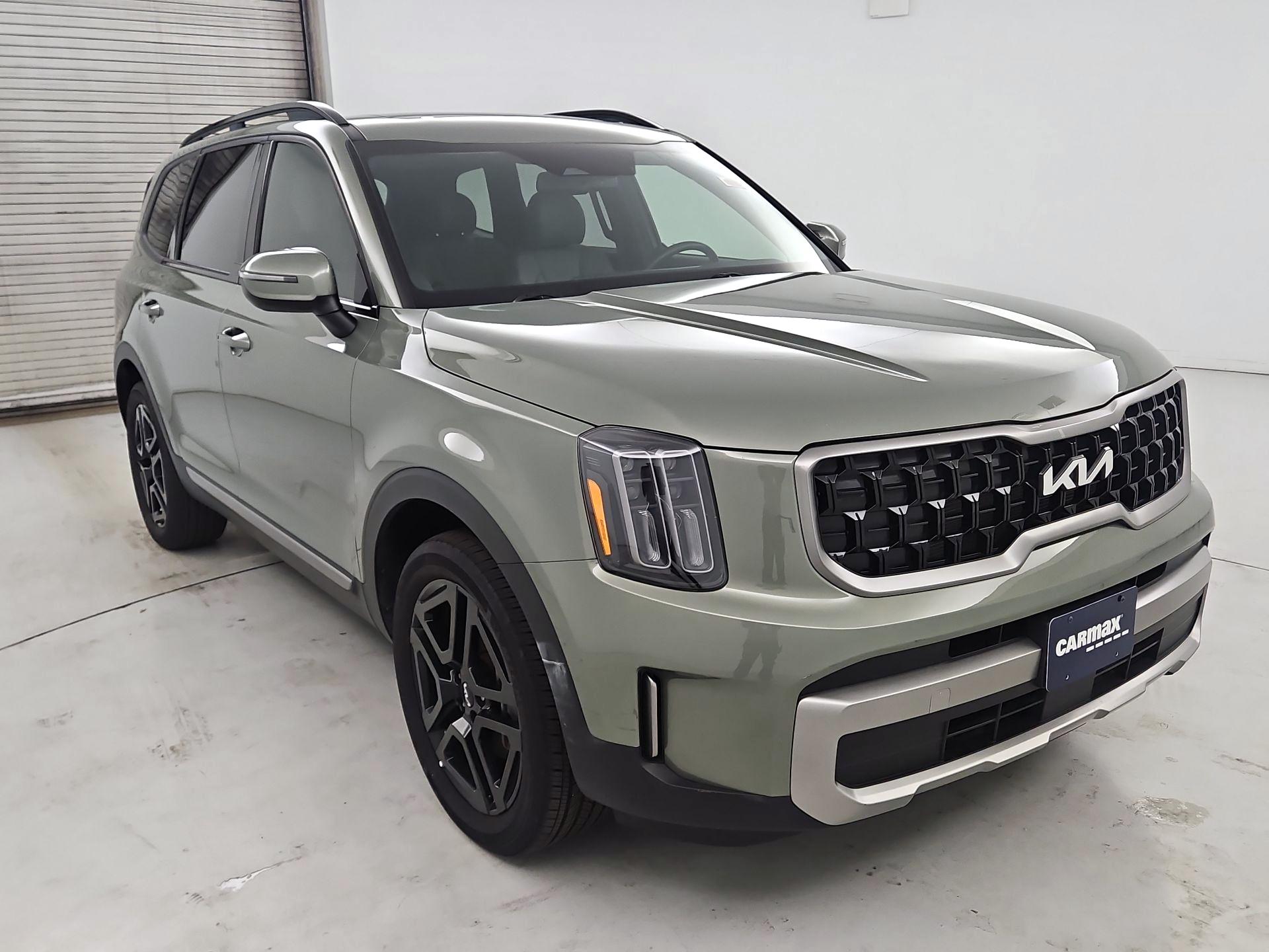 Thumbnail: 2023 Kia Telluride - 1