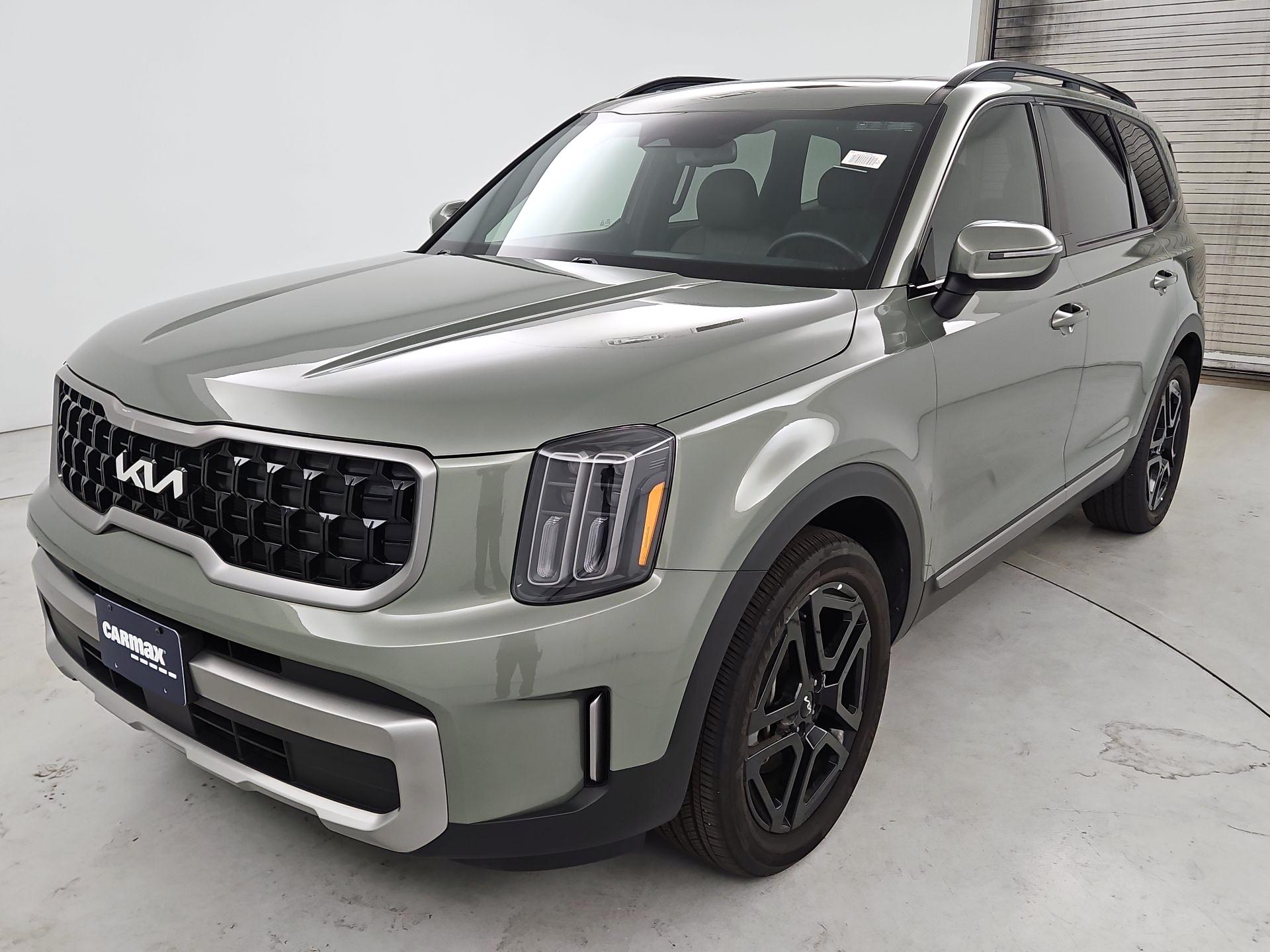 Thumbnail: 2023 Kia Telluride - 3