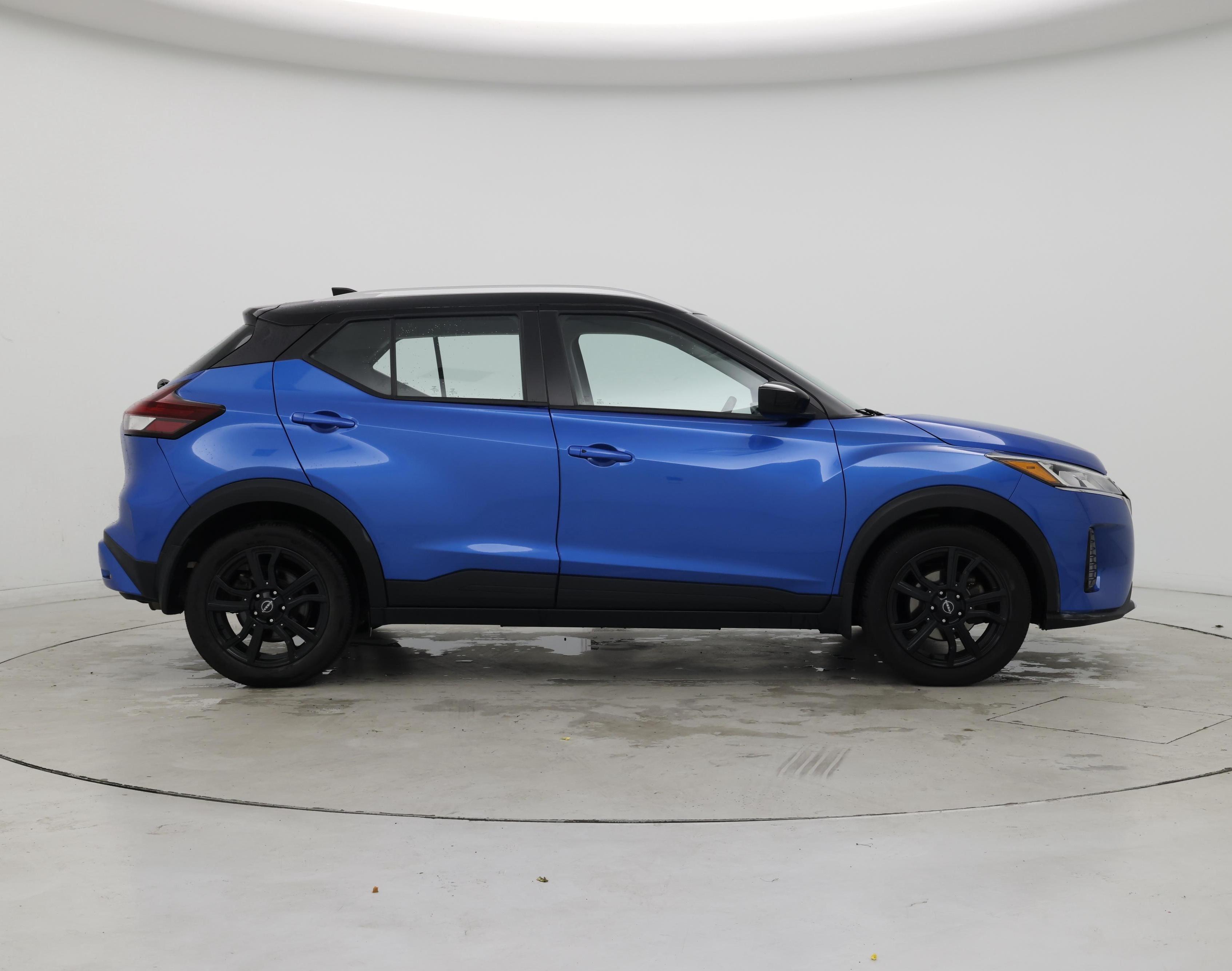 Thumbnail: 2023 Nissan Kicks - 7