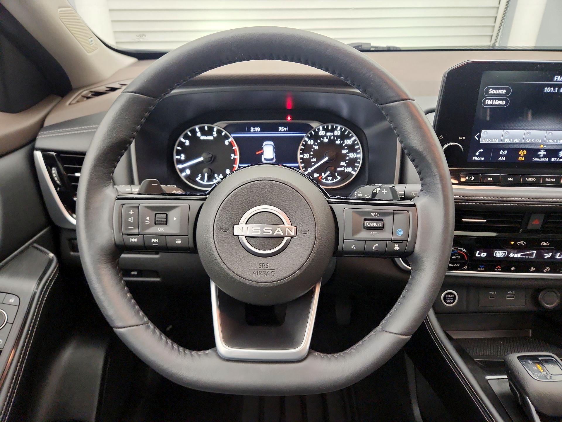 Thumbnail: 2023 Nissan Rogue - 10