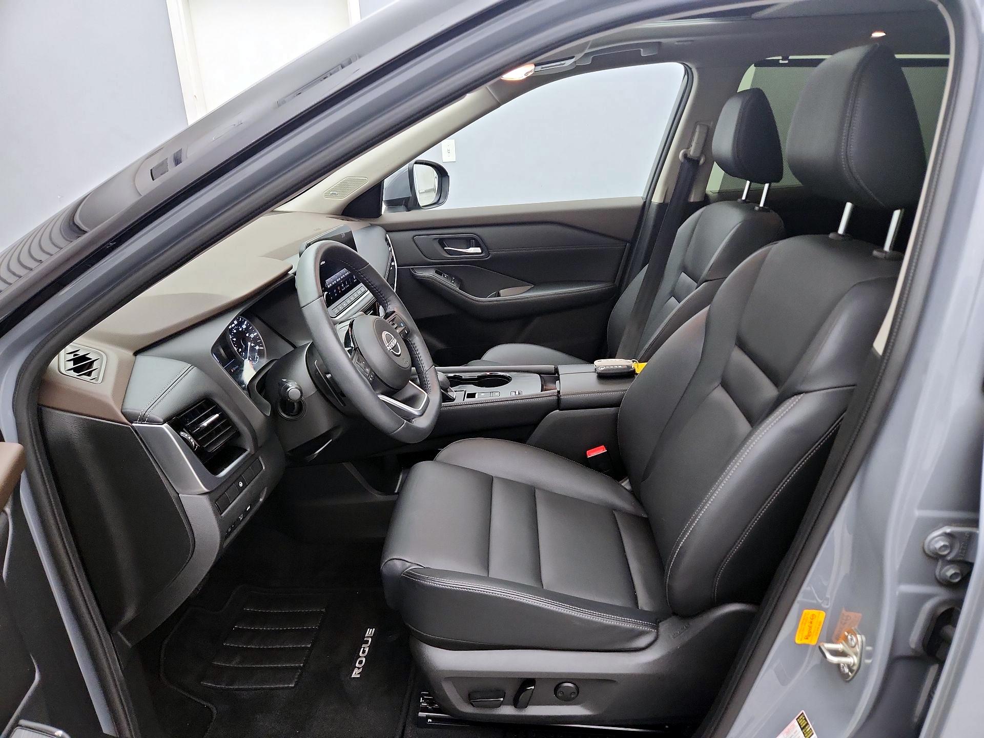 Thumbnail: 2023 Nissan Rogue - 11