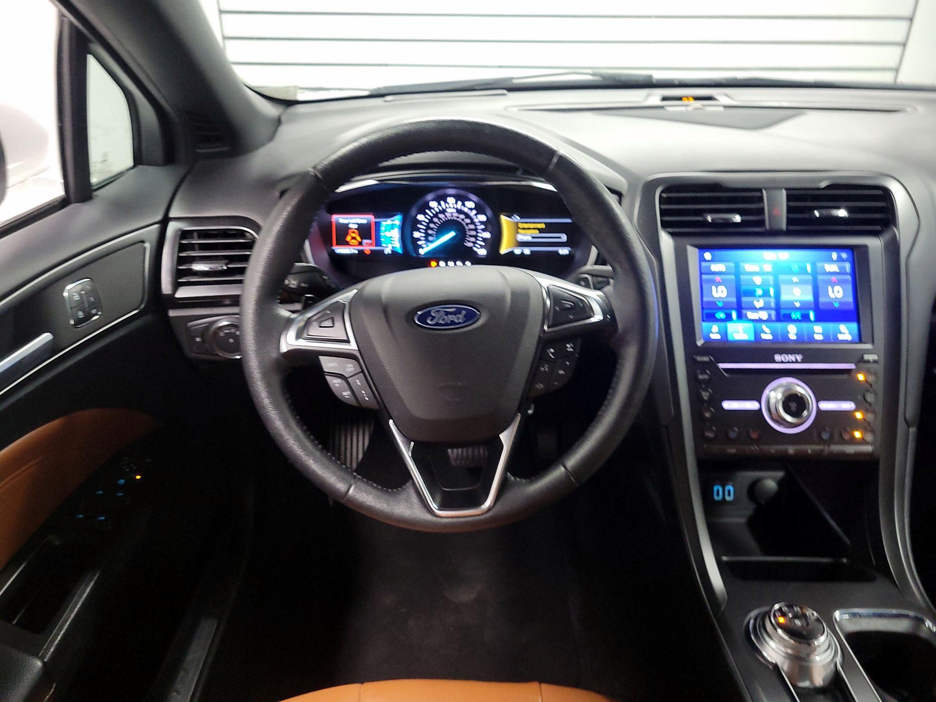 Thumbnail: 2020 Ford Fusion - 10