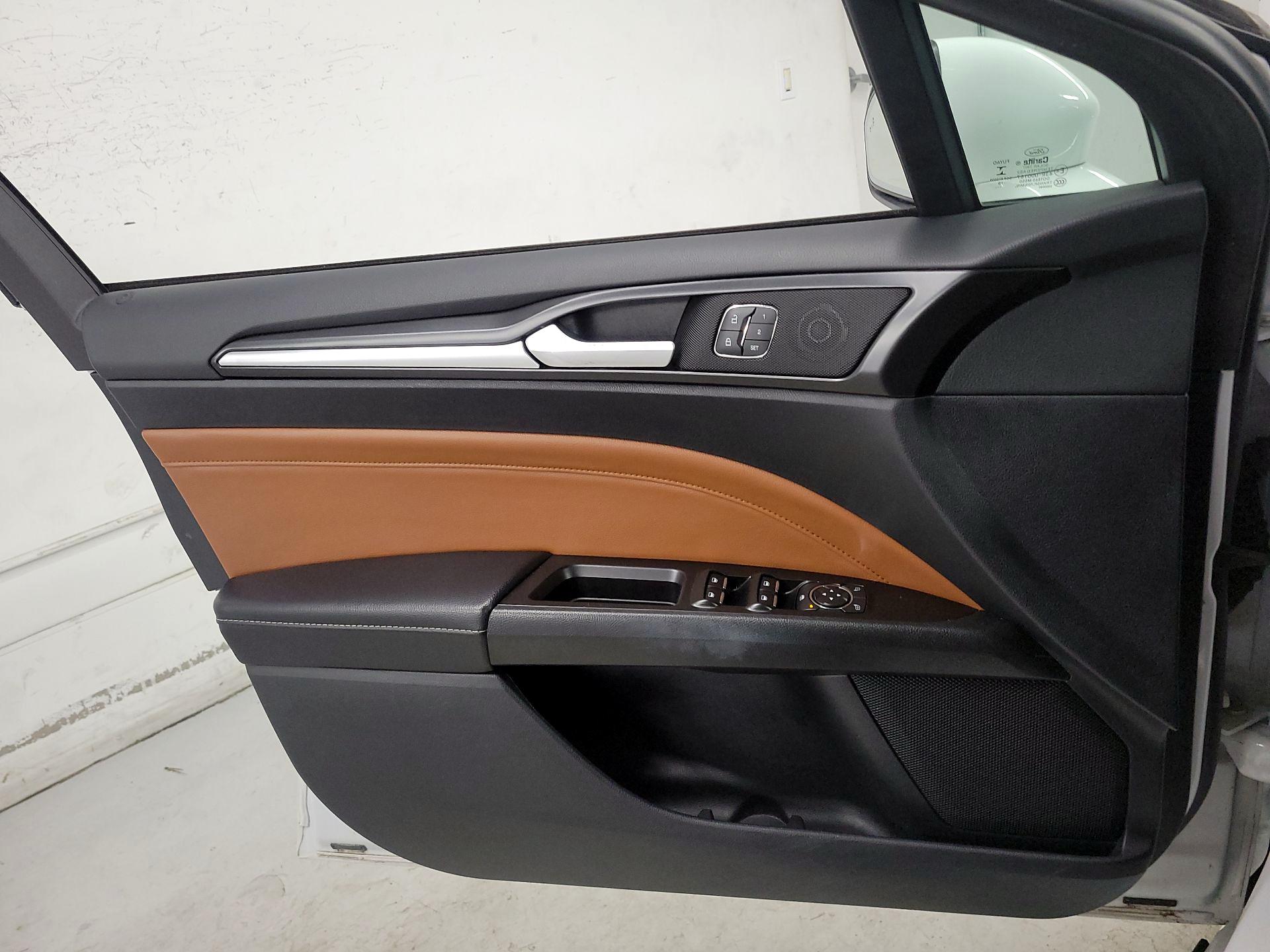 Thumbnail: 2020 Ford Fusion - 12