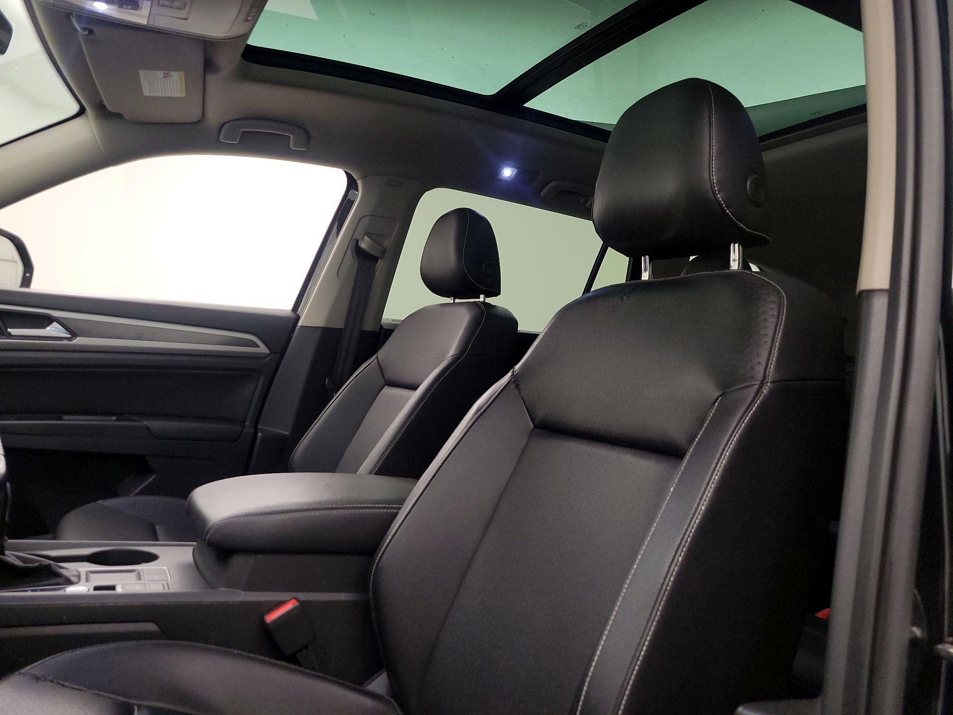 Thumbnail: 2021 Volkswagen Atlas - 11