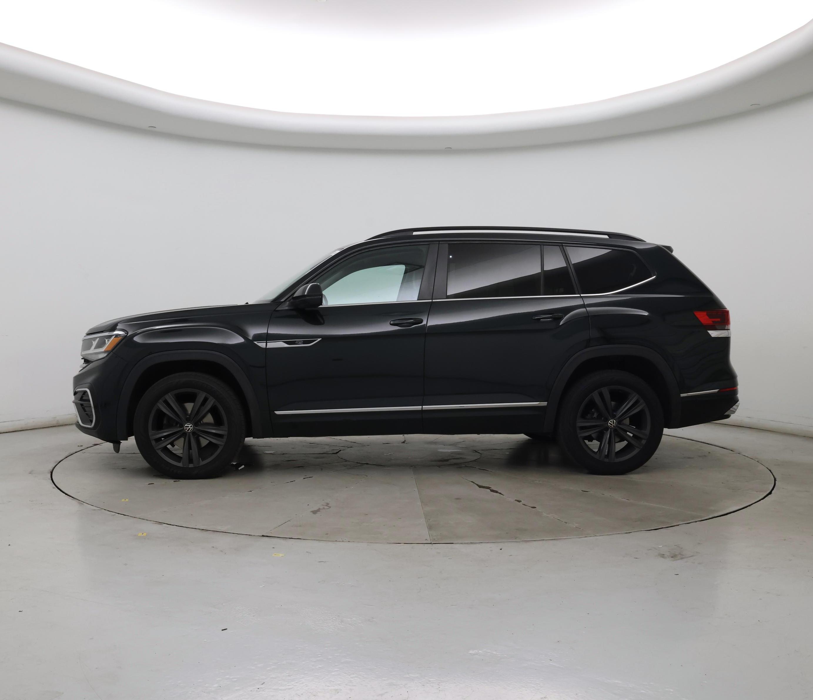 Thumbnail: 2021 Volkswagen Atlas - 3