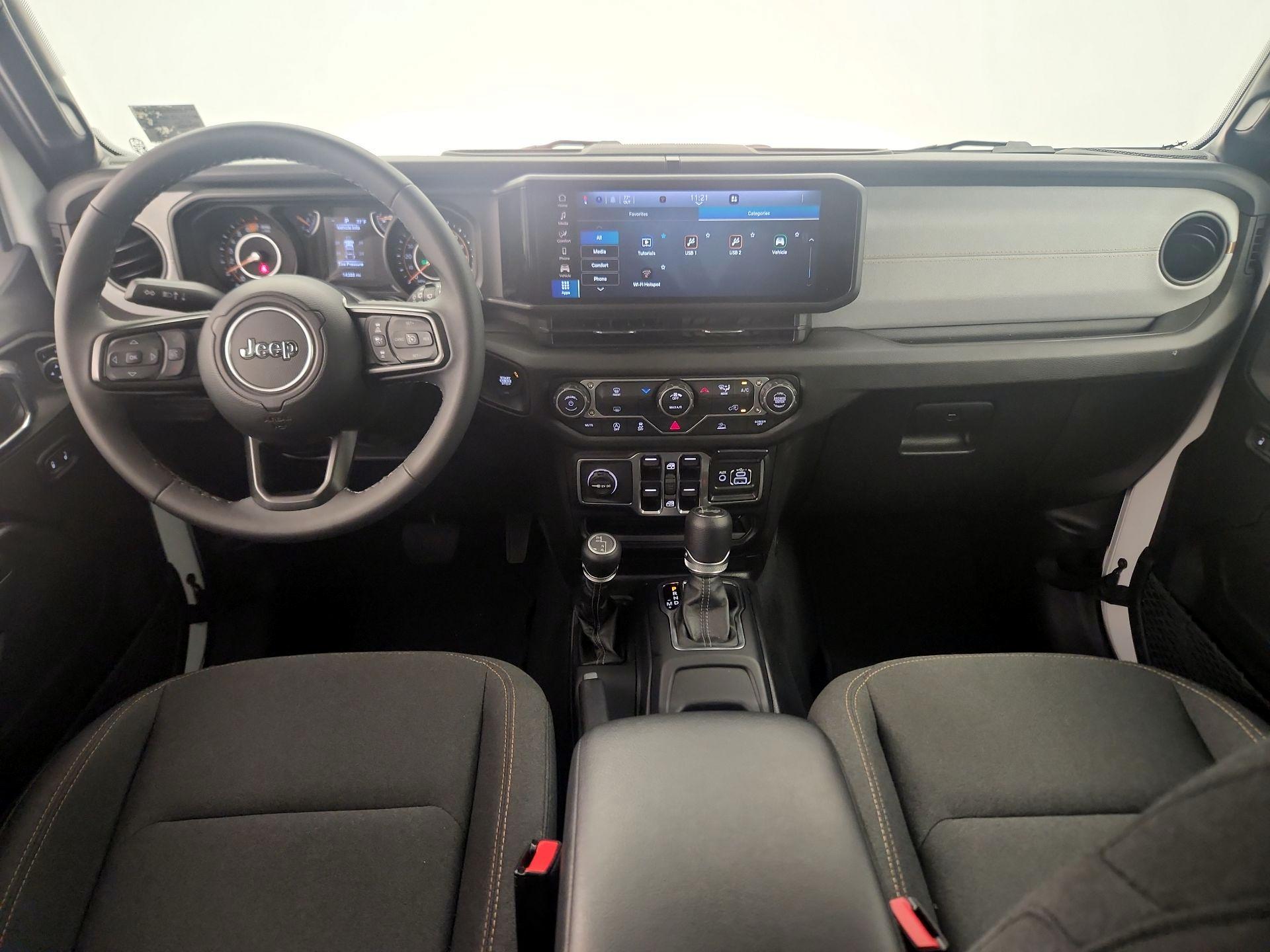 Thumbnail: 2025 Jeep Wrangler - 9
