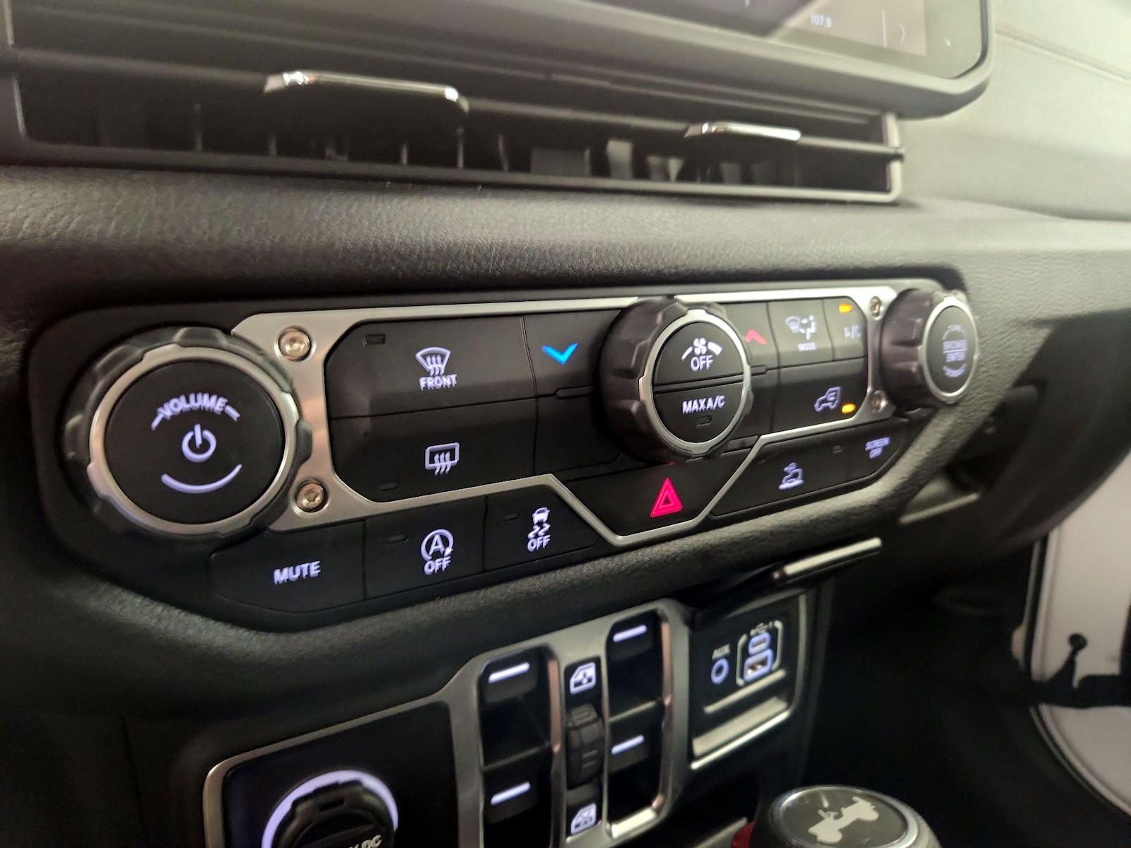 2025 Jeep Wrangler 4-Door Sport S - Photo 17