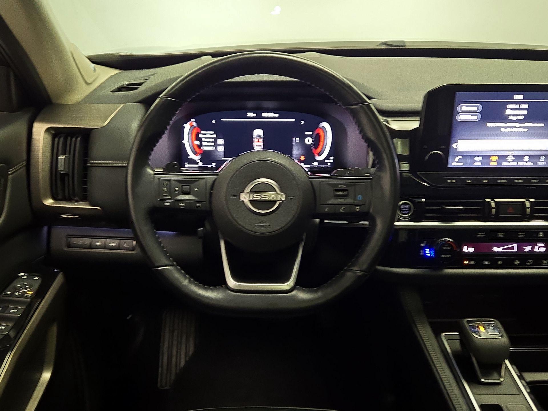 Thumbnail: 2022 Nissan Pathfinder - 10