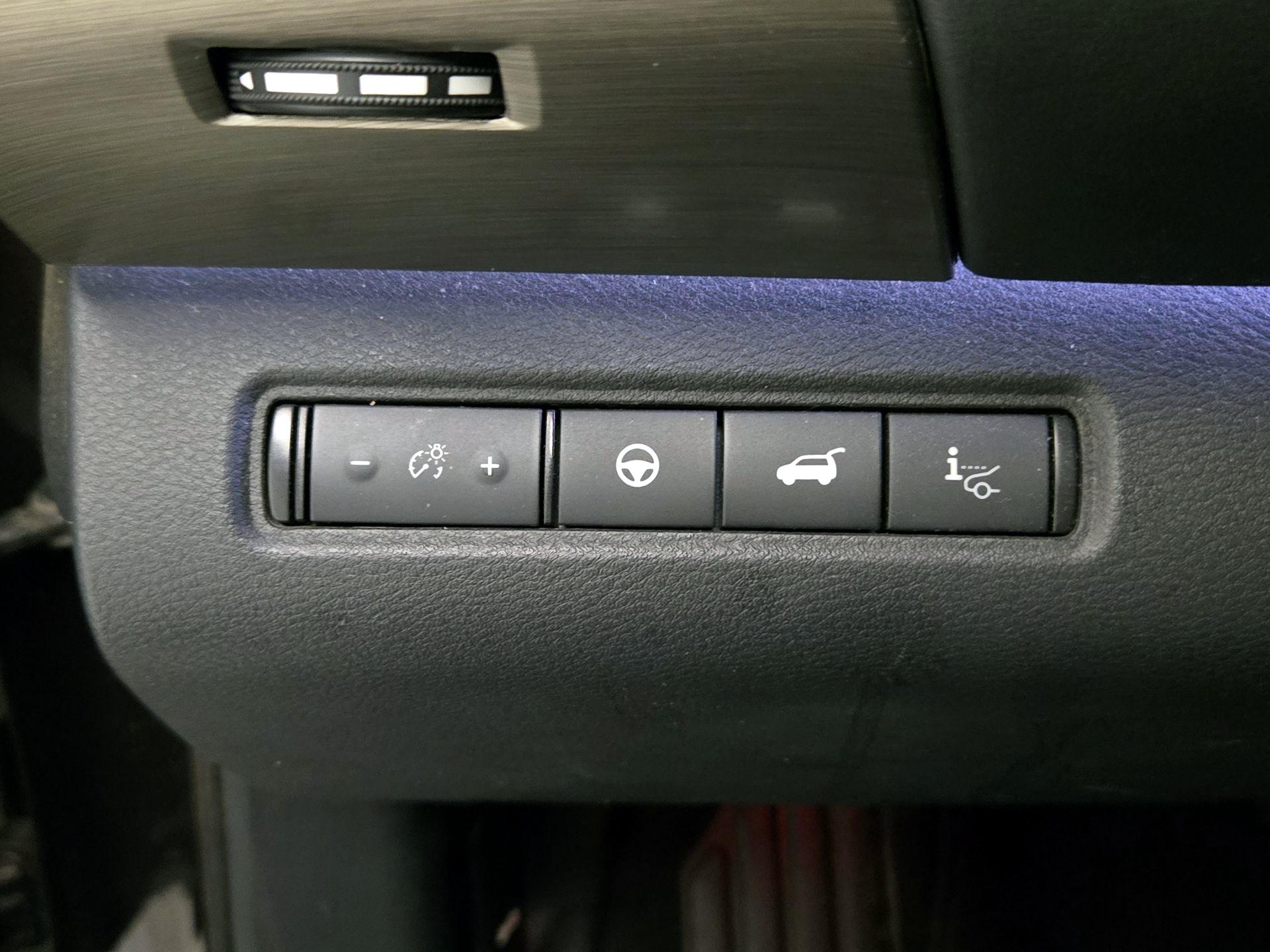 Thumbnail: 2022 Nissan Pathfinder - 13
