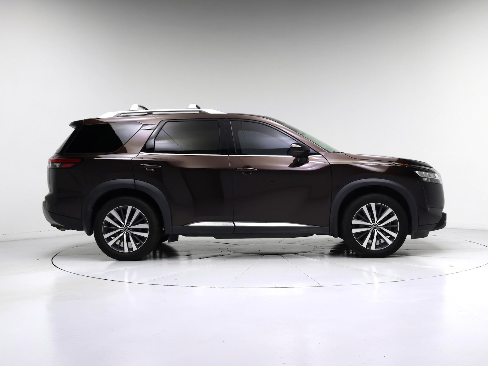 2022 Nissan Pathfinder Platinum - Photo 8