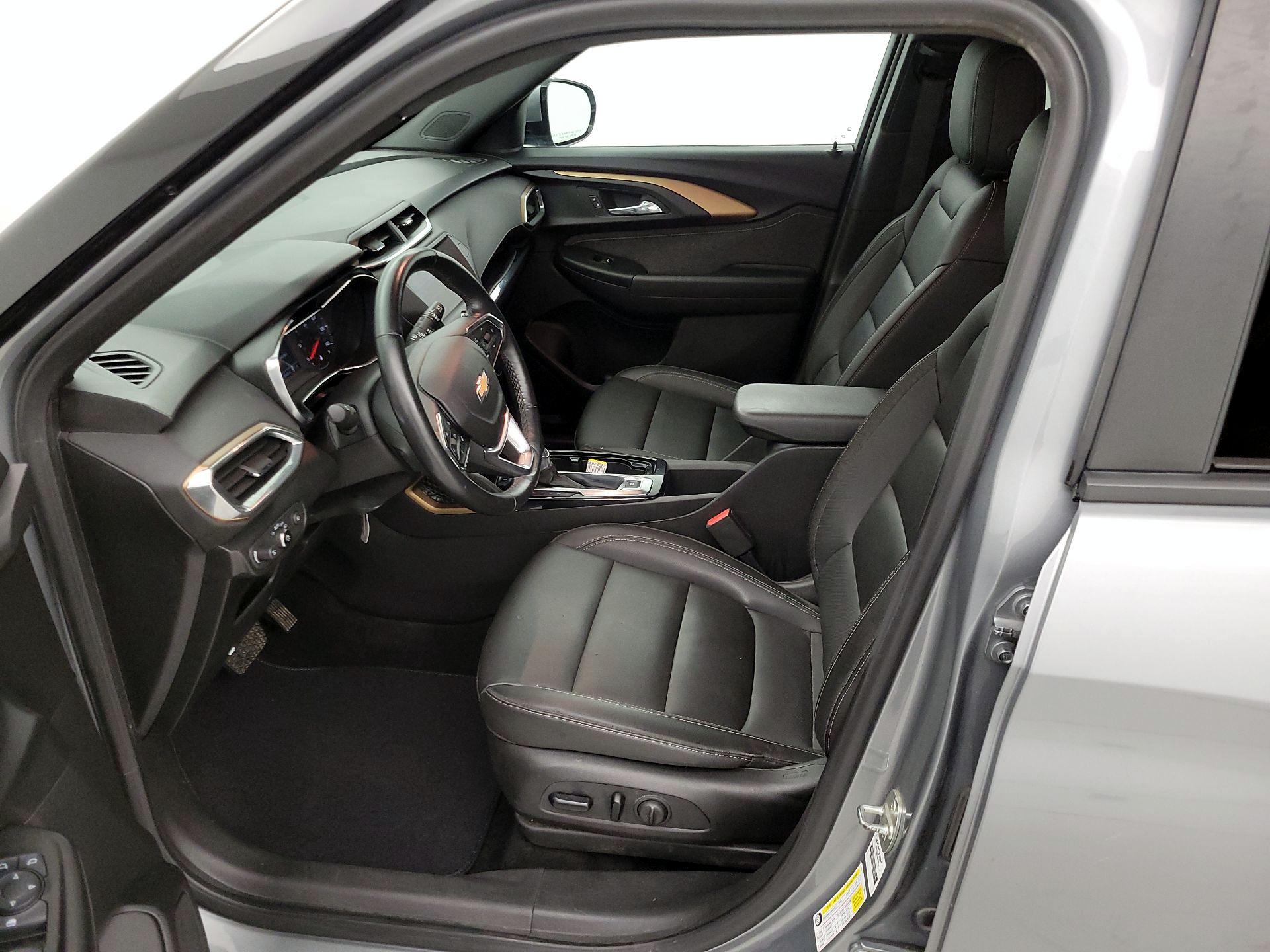Thumbnail: 2023 Chevrolet TrailBlazer - 11