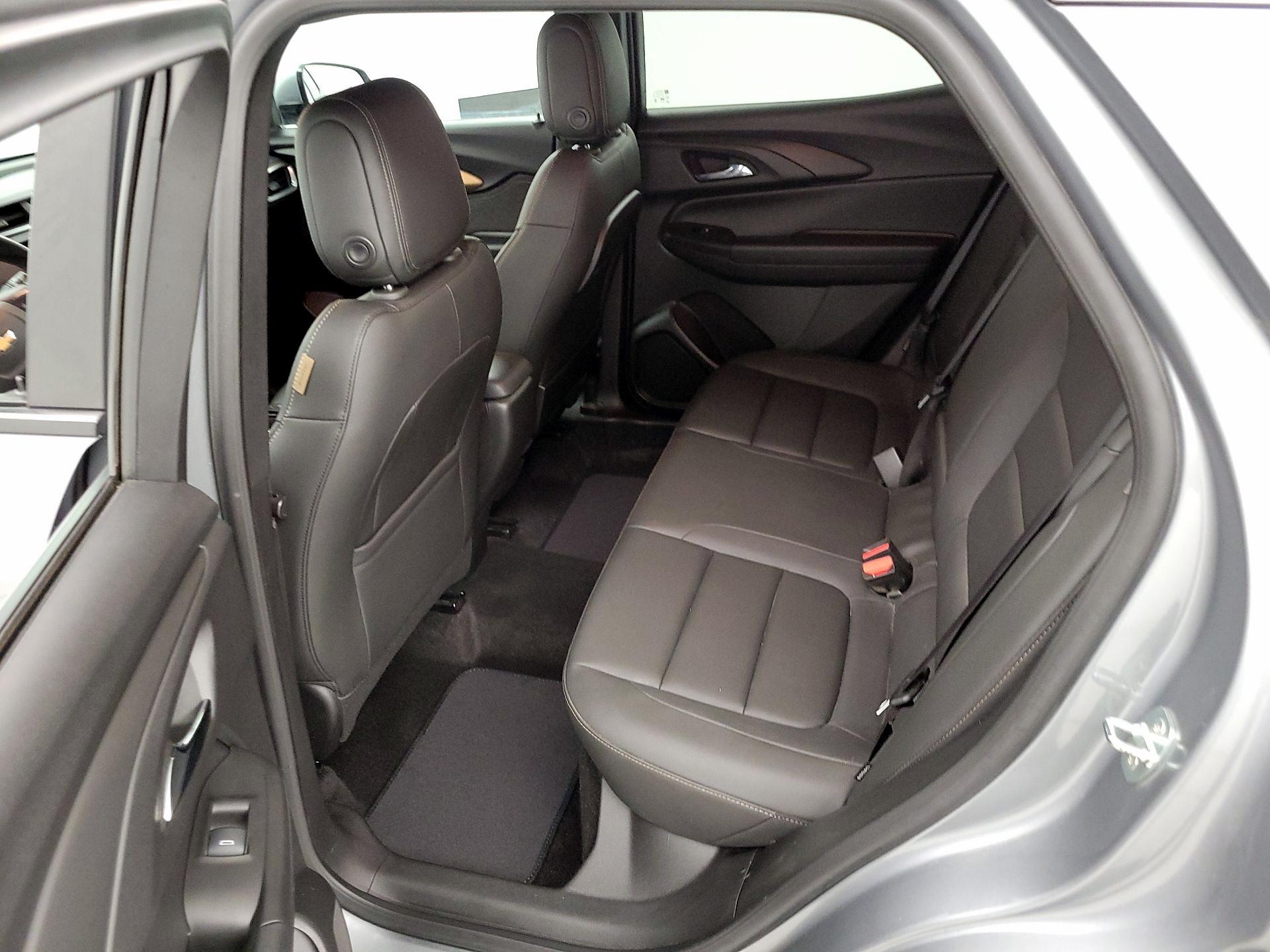 Thumbnail: 2023 Chevrolet TrailBlazer - 19