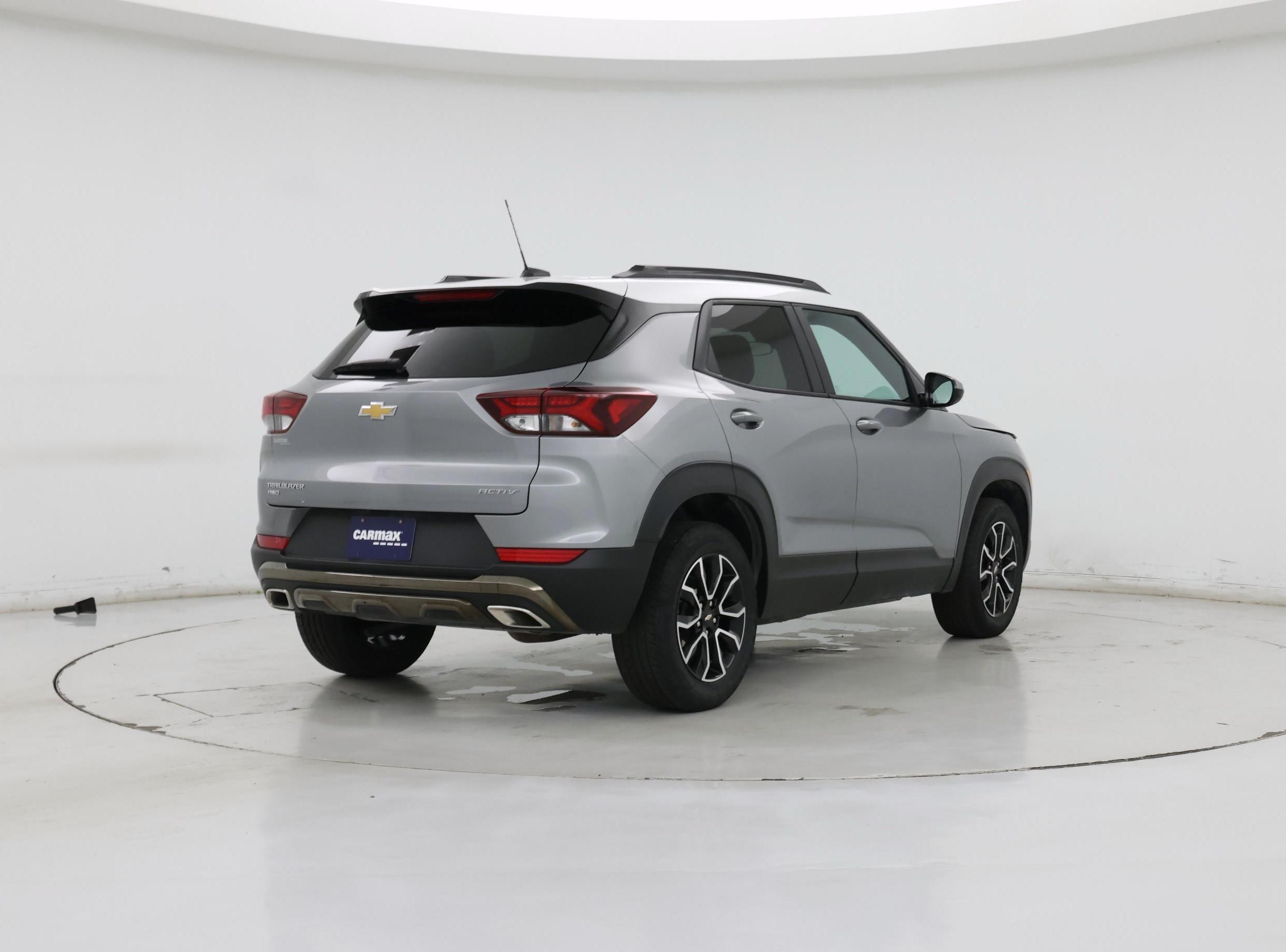 Thumbnail: 2023 Chevrolet TrailBlazer - 8