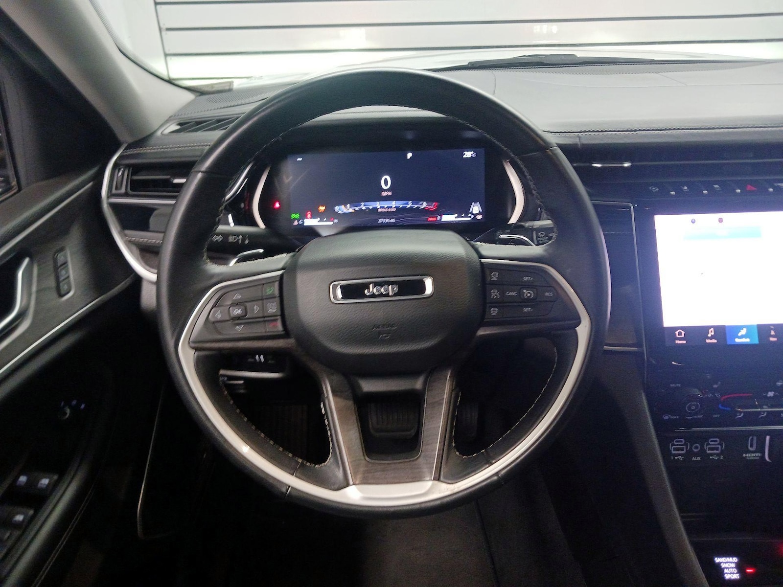 2022 Jeep Grand Cherokee L Limited - Photo 11