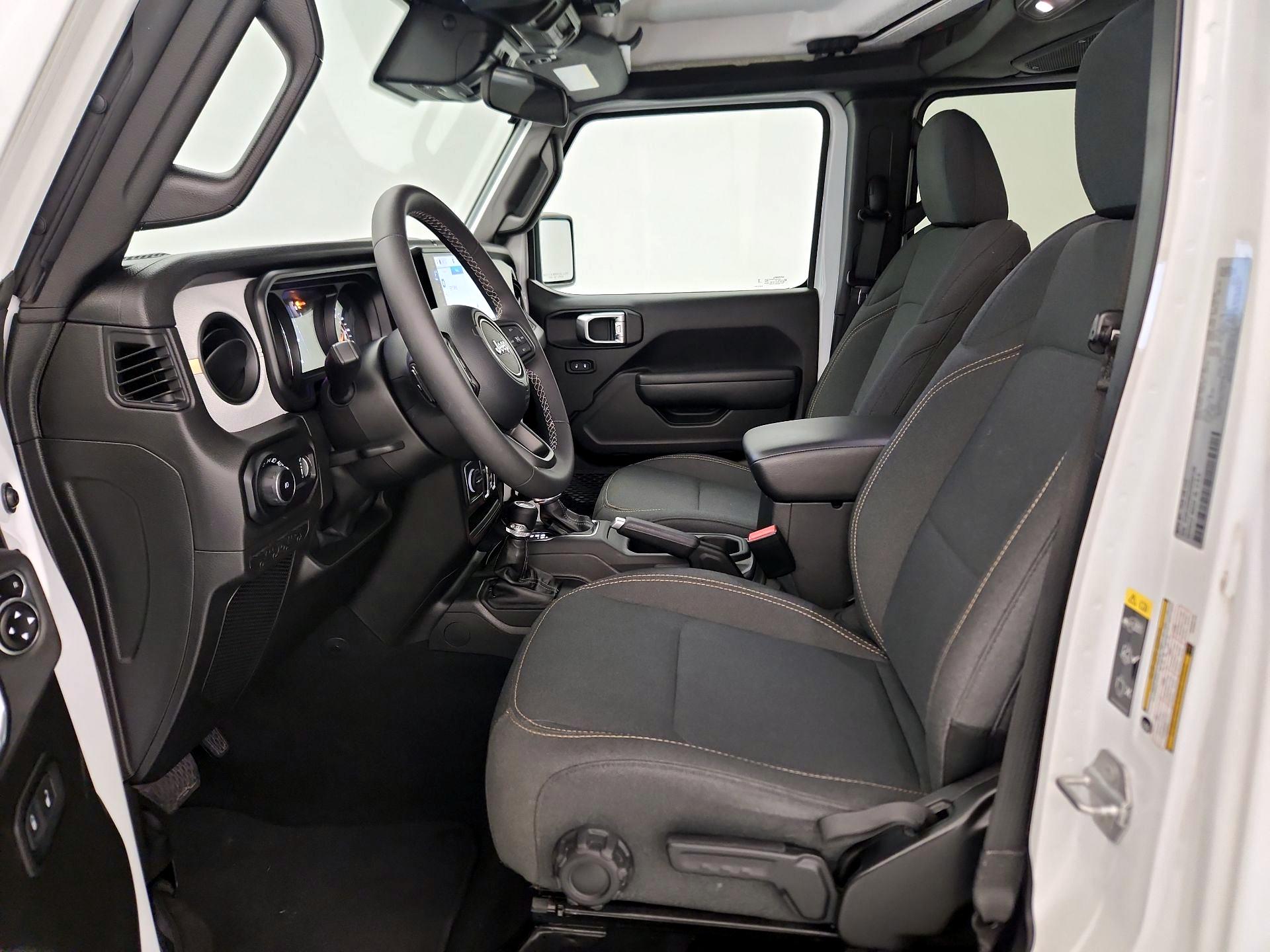 Thumbnail: 2025 Jeep Wrangler - 11