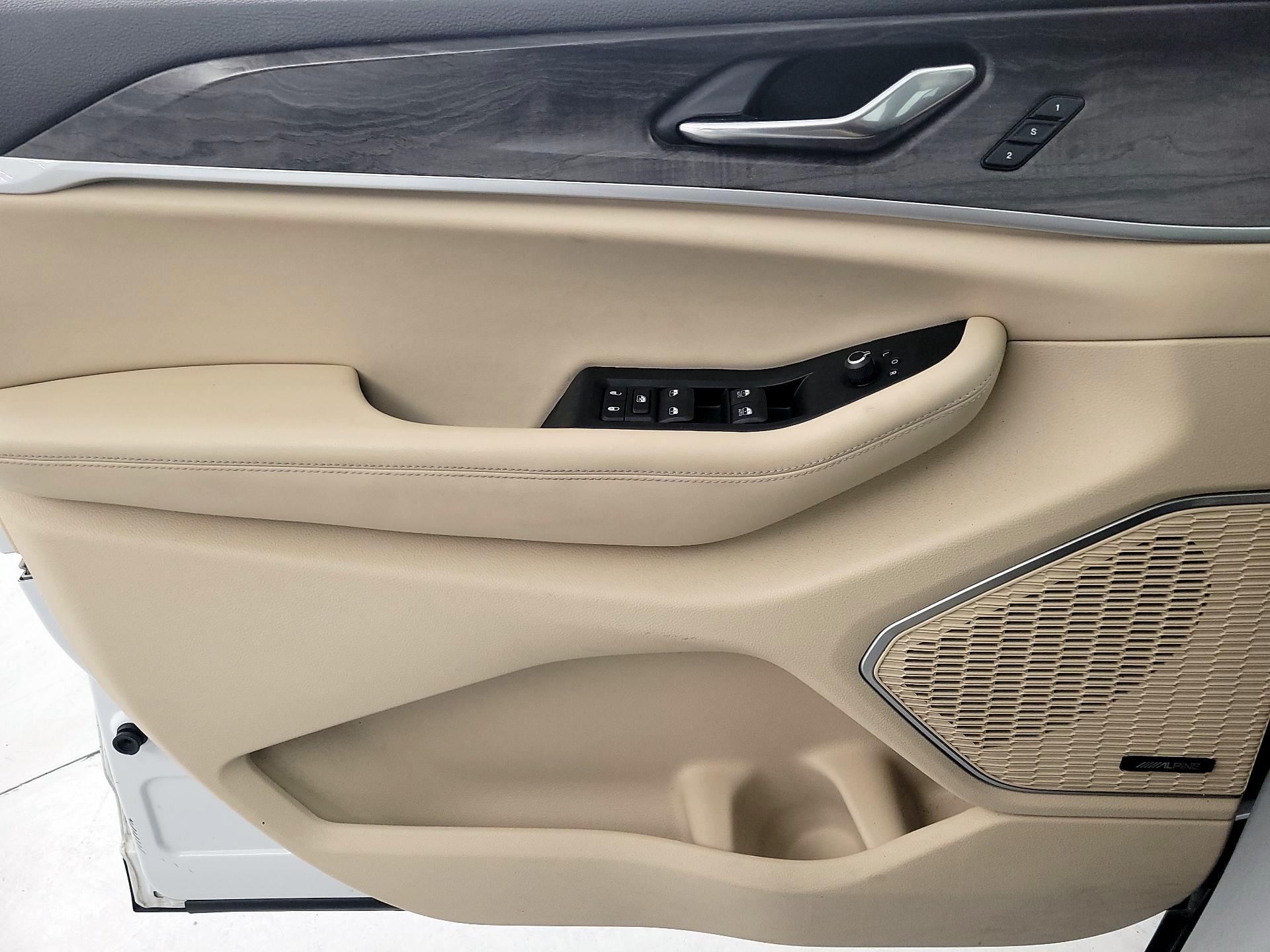 Thumbnail: 2022 Jeep Grand Cherokee - 12