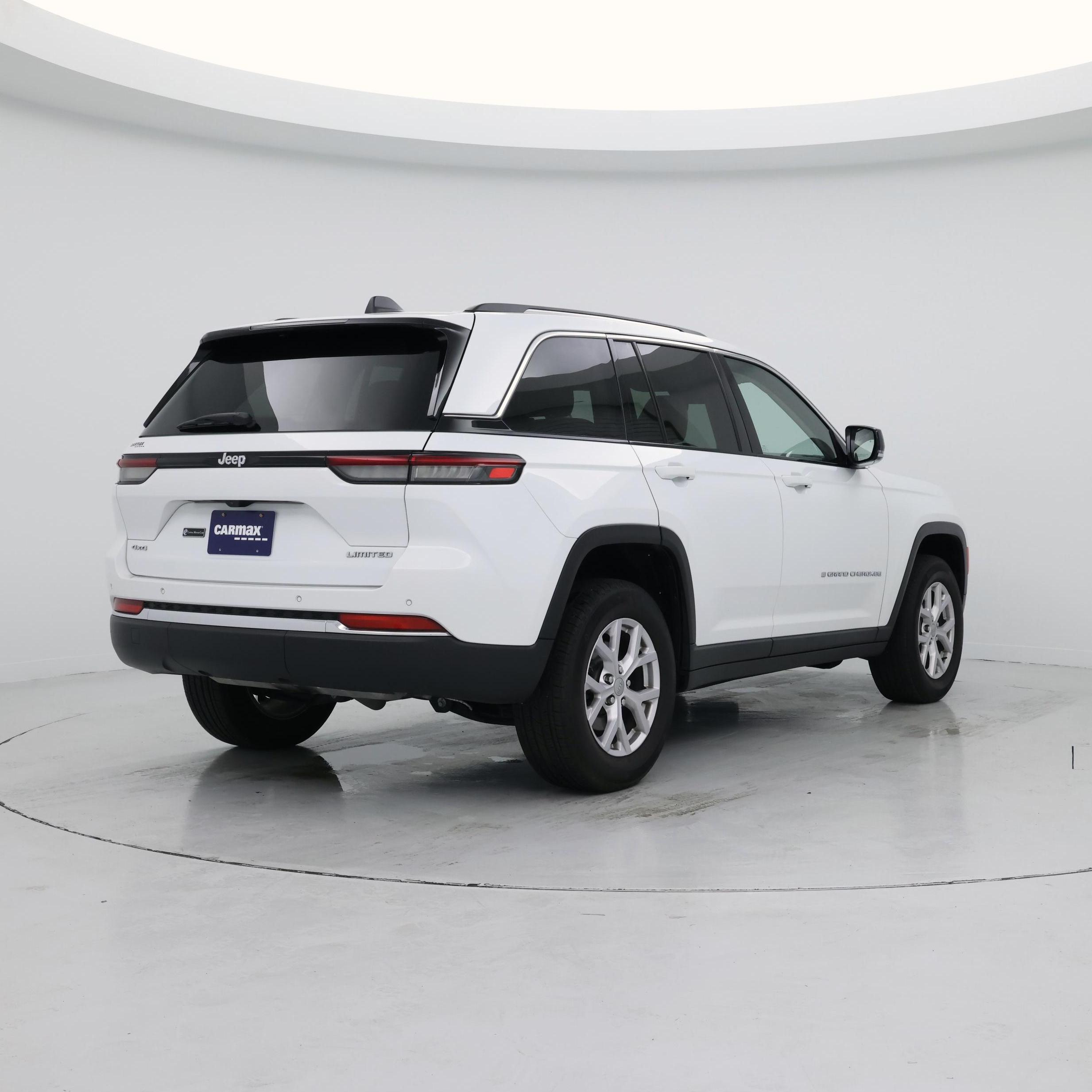 Thumbnail: 2022 Jeep Grand Cherokee - 8