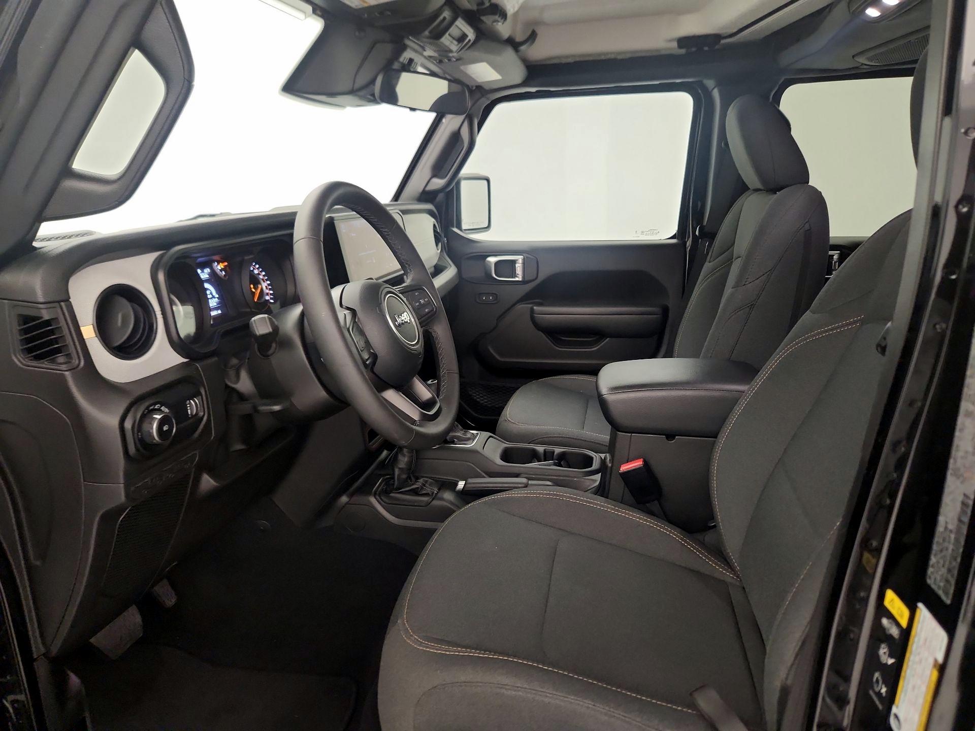 Thumbnail: 2025 Jeep Wrangler - 11