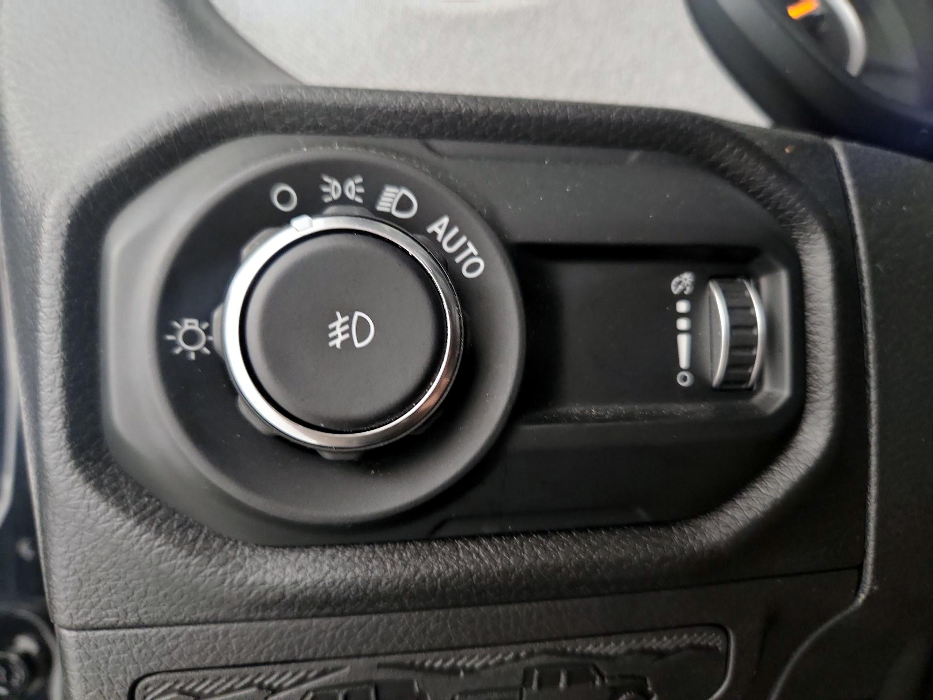 Thumbnail: 2025 Jeep Wrangler - 13