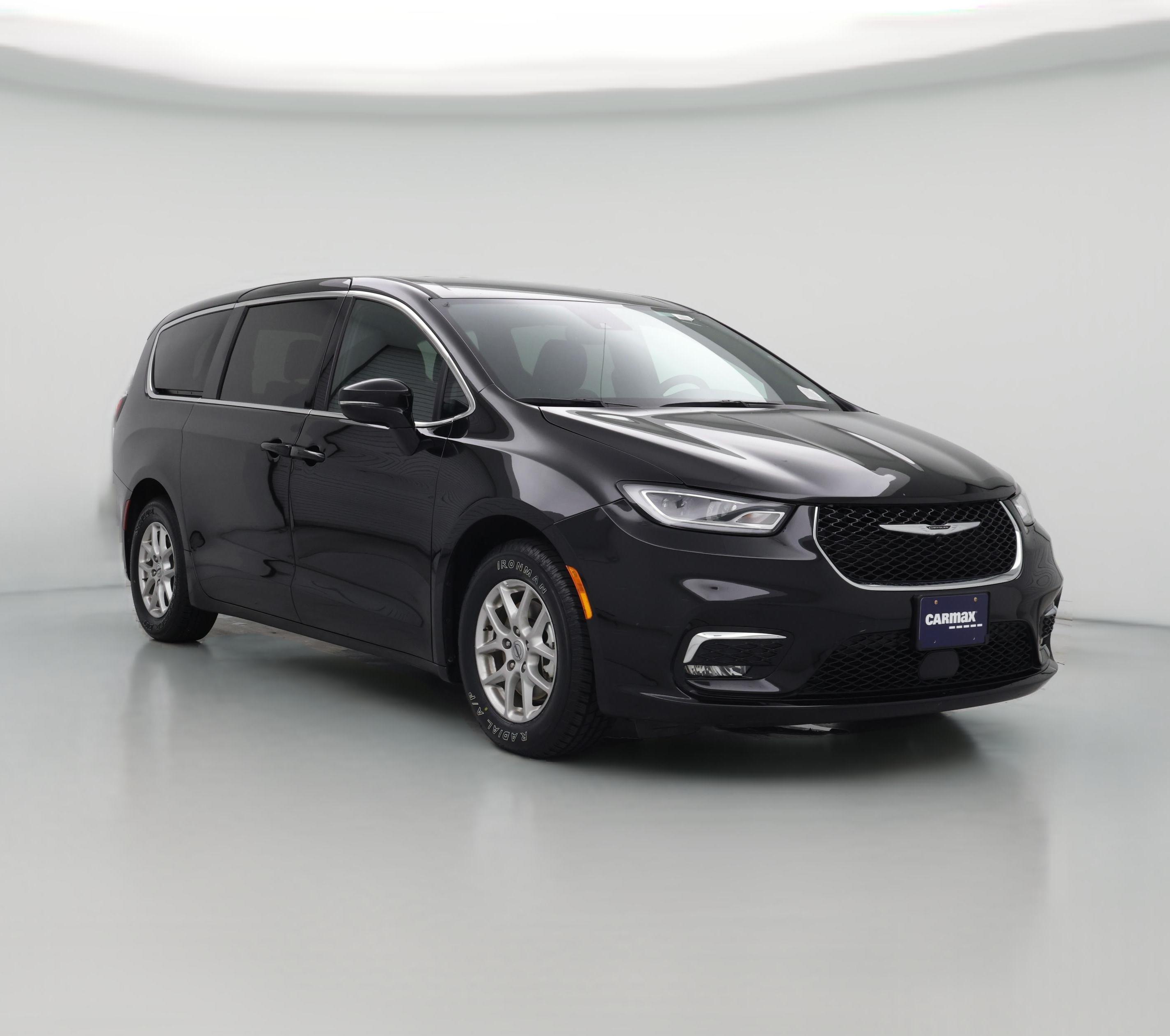 Thumbnail: 2025 Chrysler Pacifica - 1
