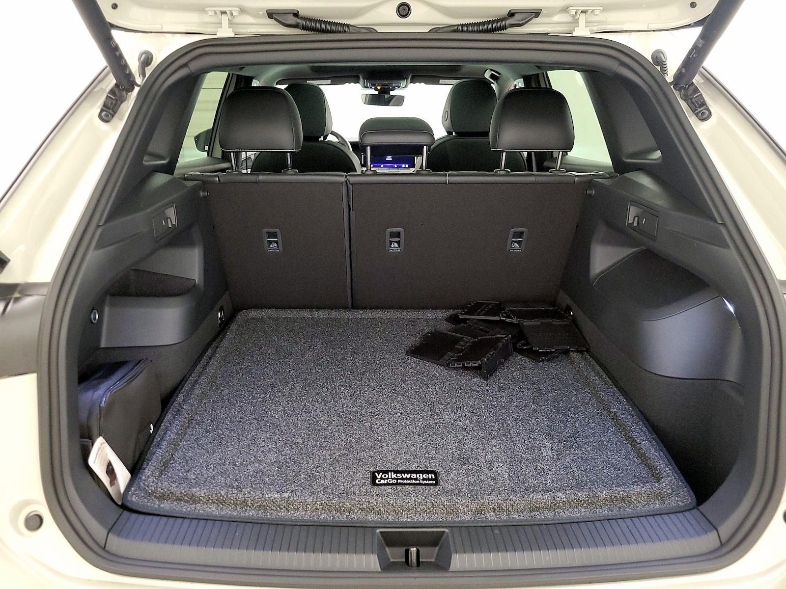 2026 Volkswagen Tiguan SE R-LINE BLACK - Photo 22