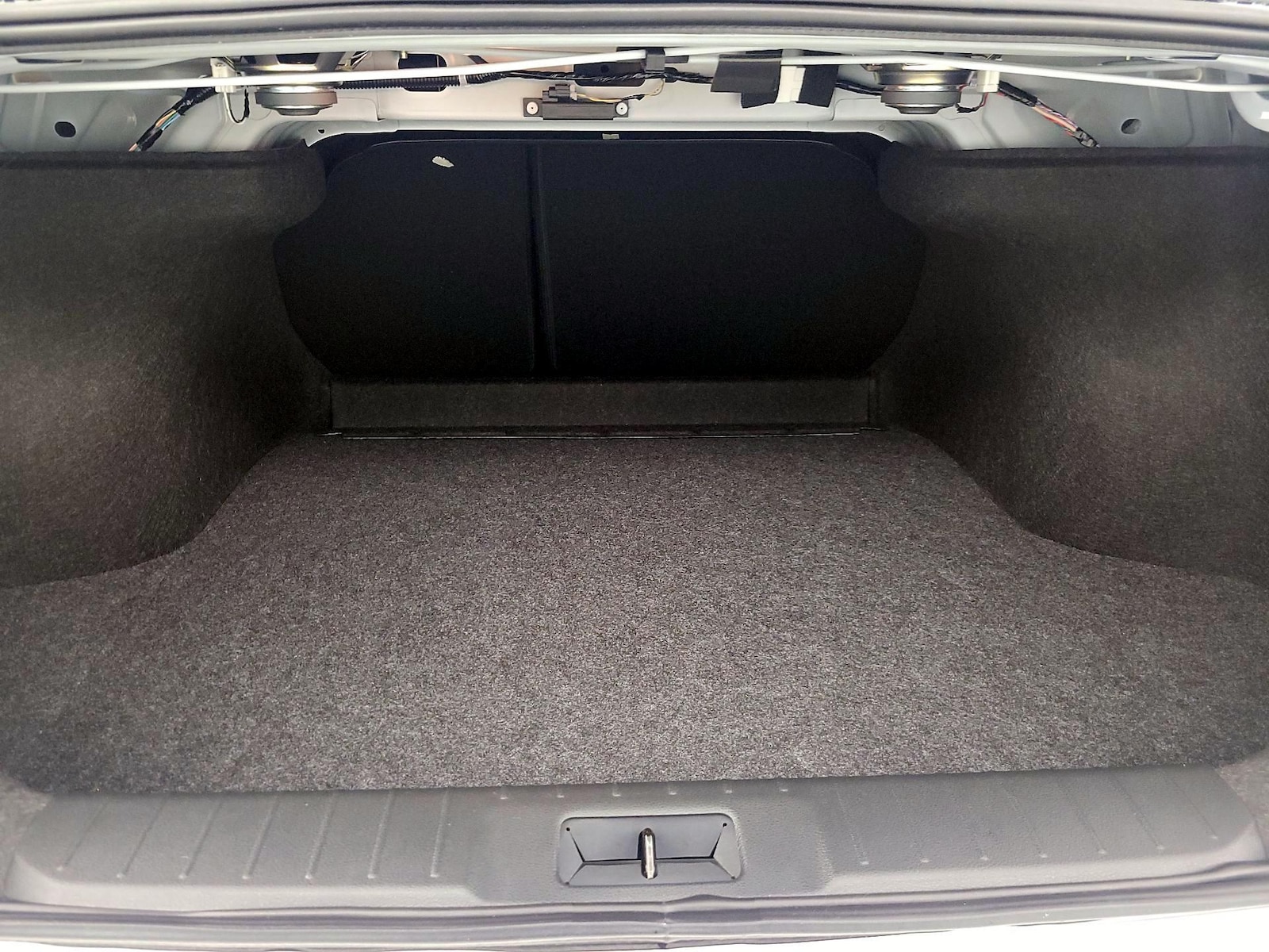 2025 Nissan Sentra SV - Photo 21