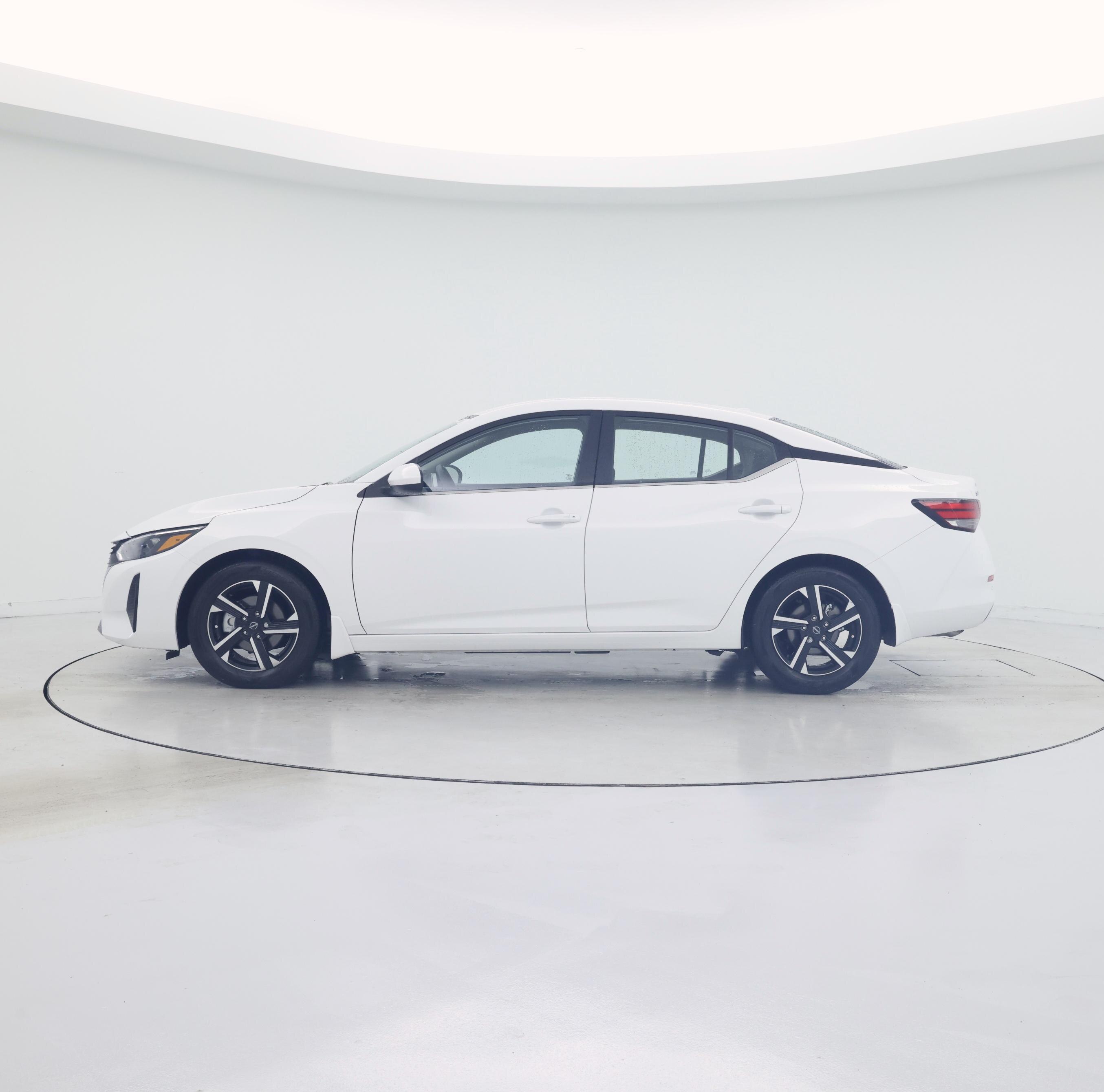 Thumbnail: 2025 Nissan Sentra - 3