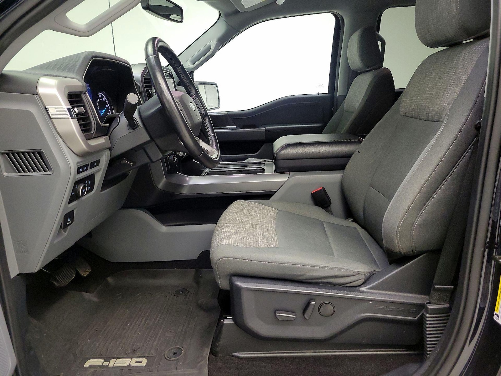 2022 Ford F-150 XLT - Photo 12