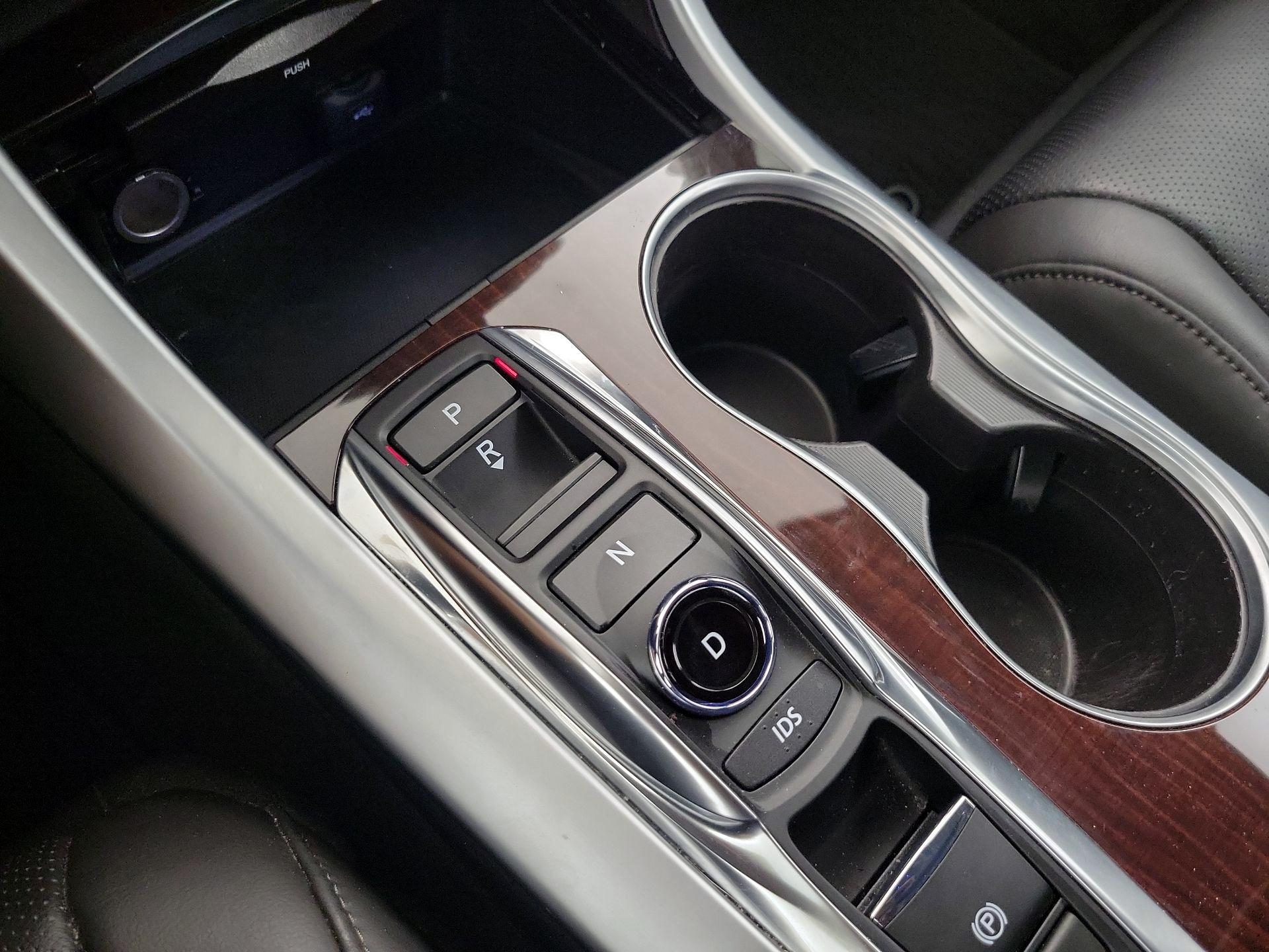 Thumbnail: 2015 Acura TLX - 18