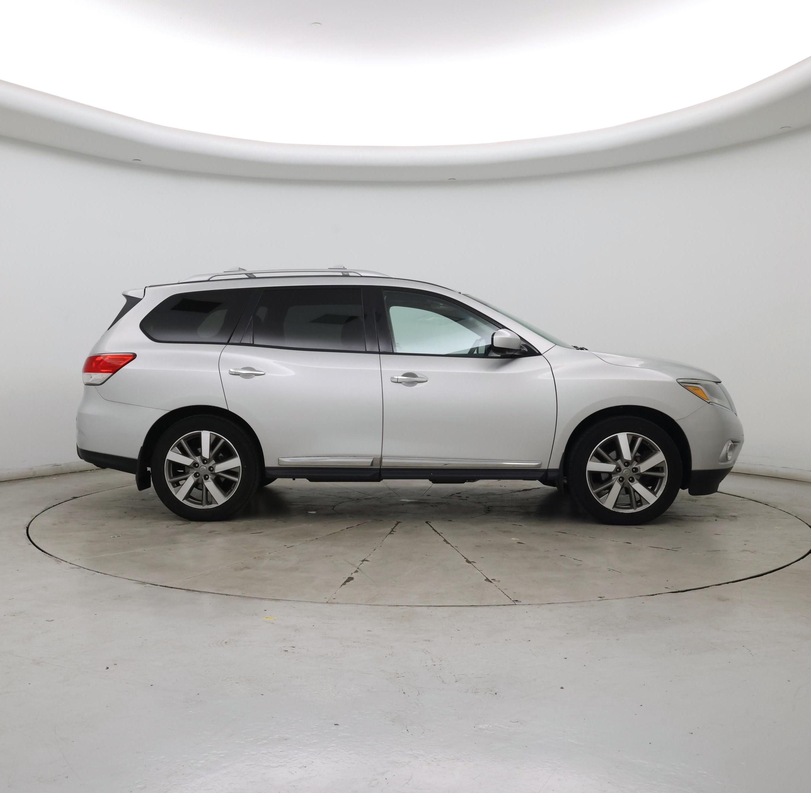 Thumbnail: 2015 Nissan Pathfinder - 7