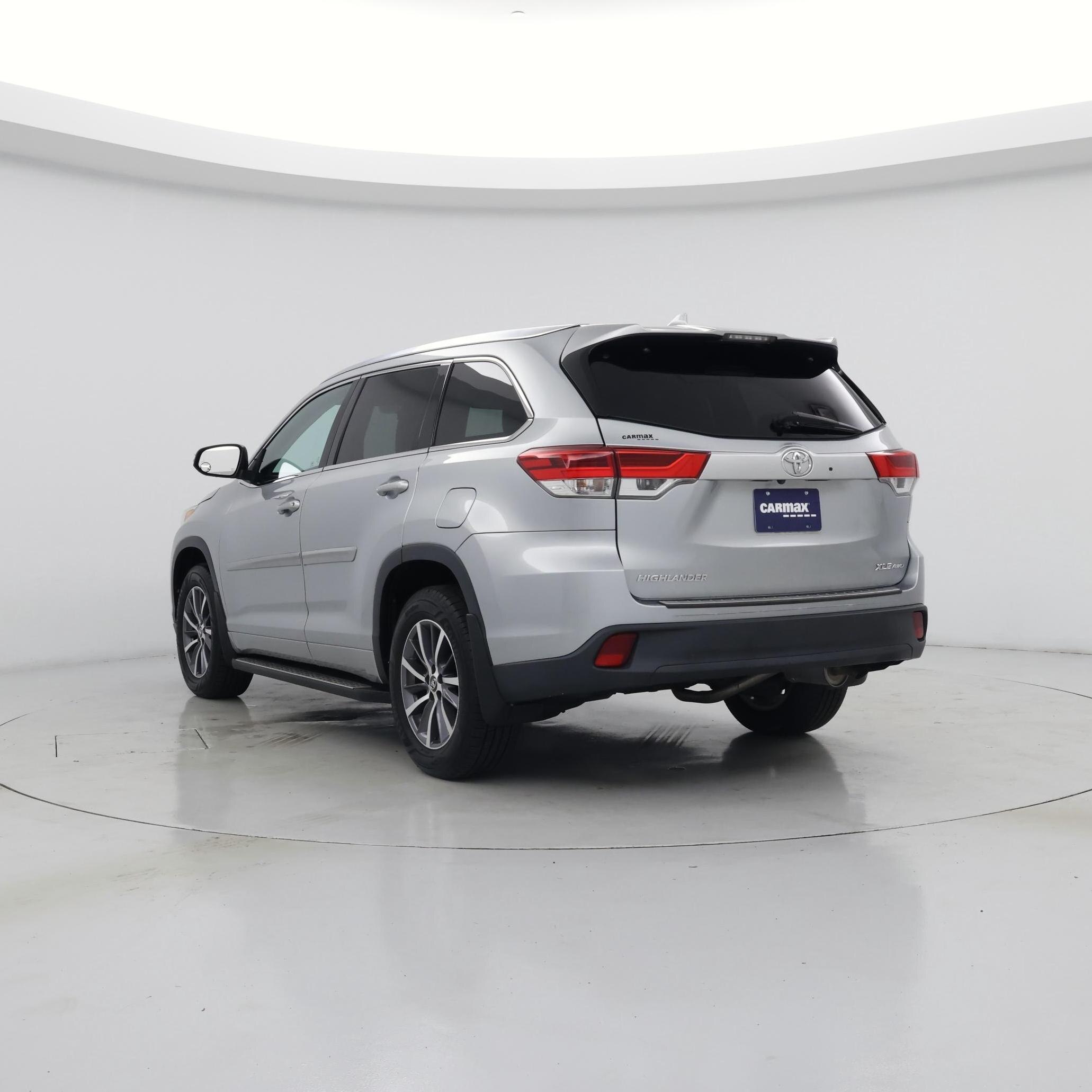 Thumbnail: 2018 Toyota Highlander - 2