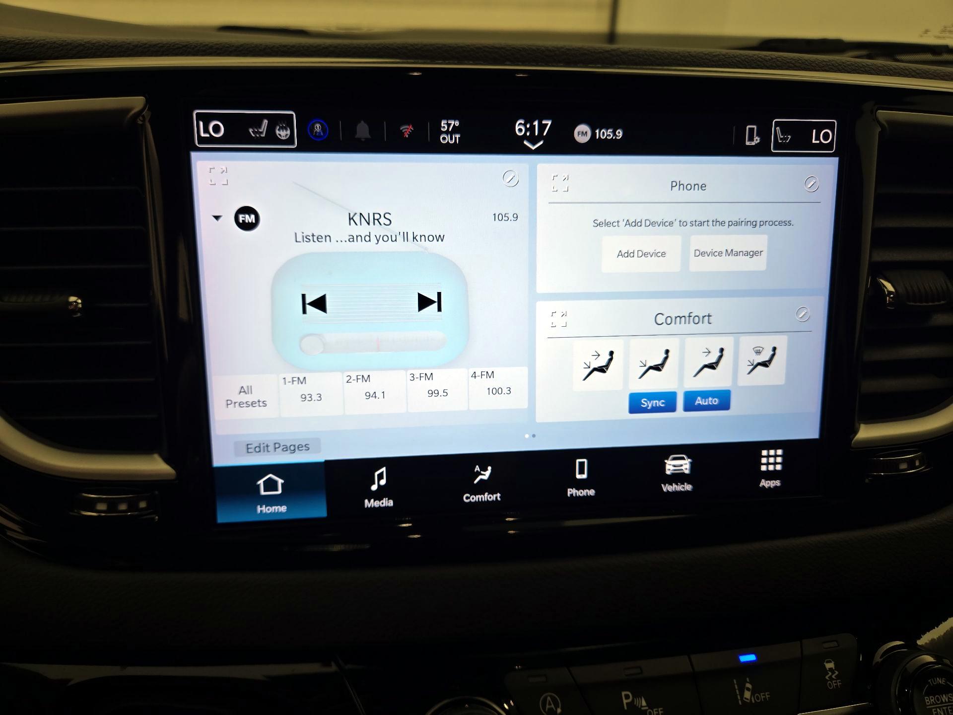 Thumbnail: 2025 Chrysler Pacifica - 15