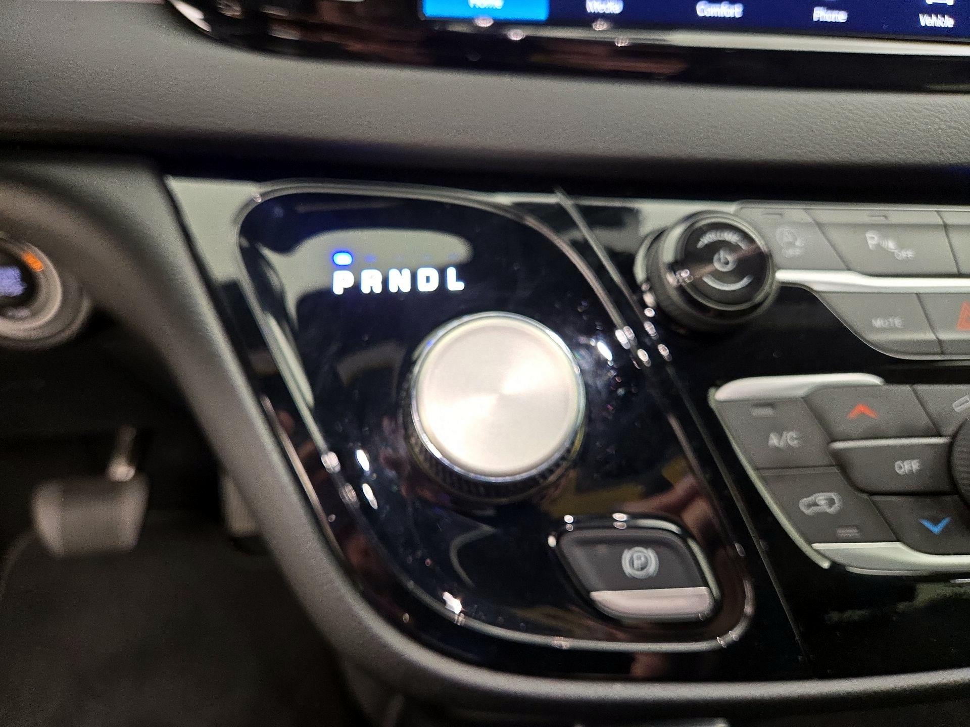 Thumbnail: 2025 Chrysler Pacifica - 17