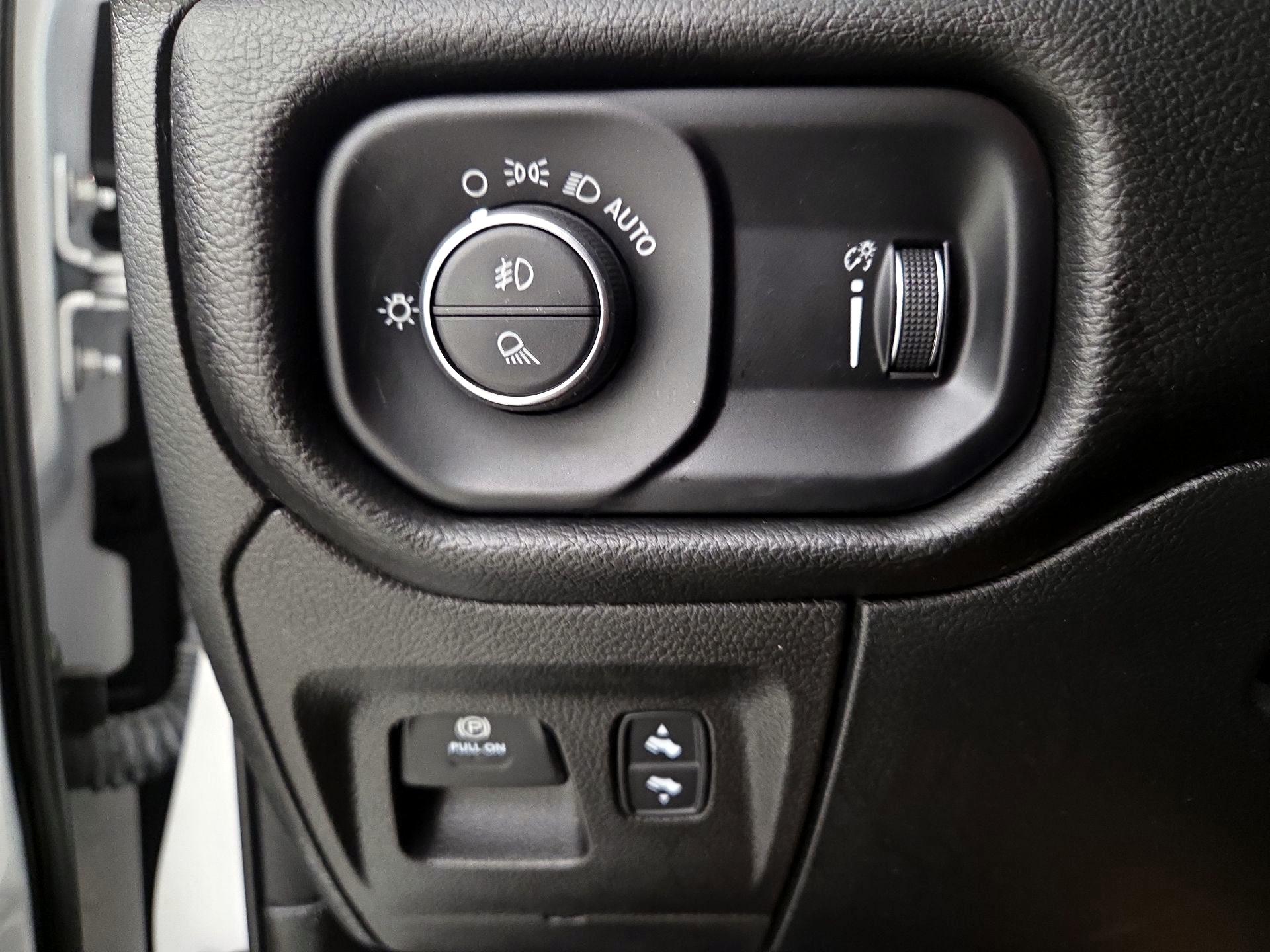 Thumbnail: 2022 RAM 1500 - 13