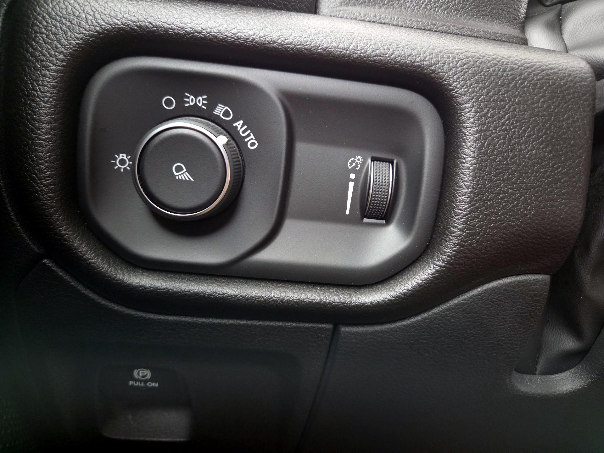 Thumbnail: 2023 RAM 1500 - 13