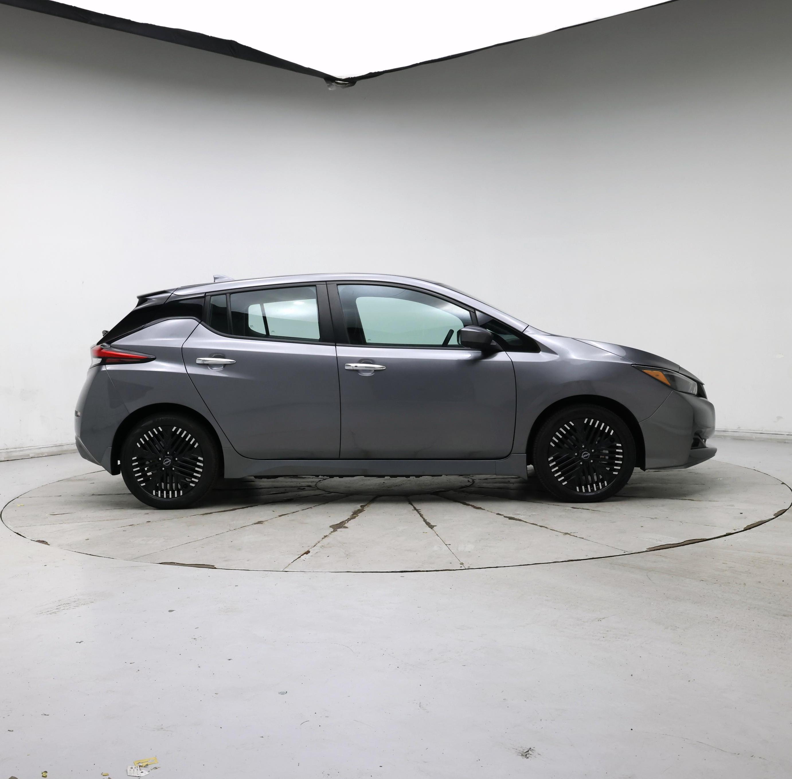 Thumbnail: 2024 Nissan Leaf - 7
