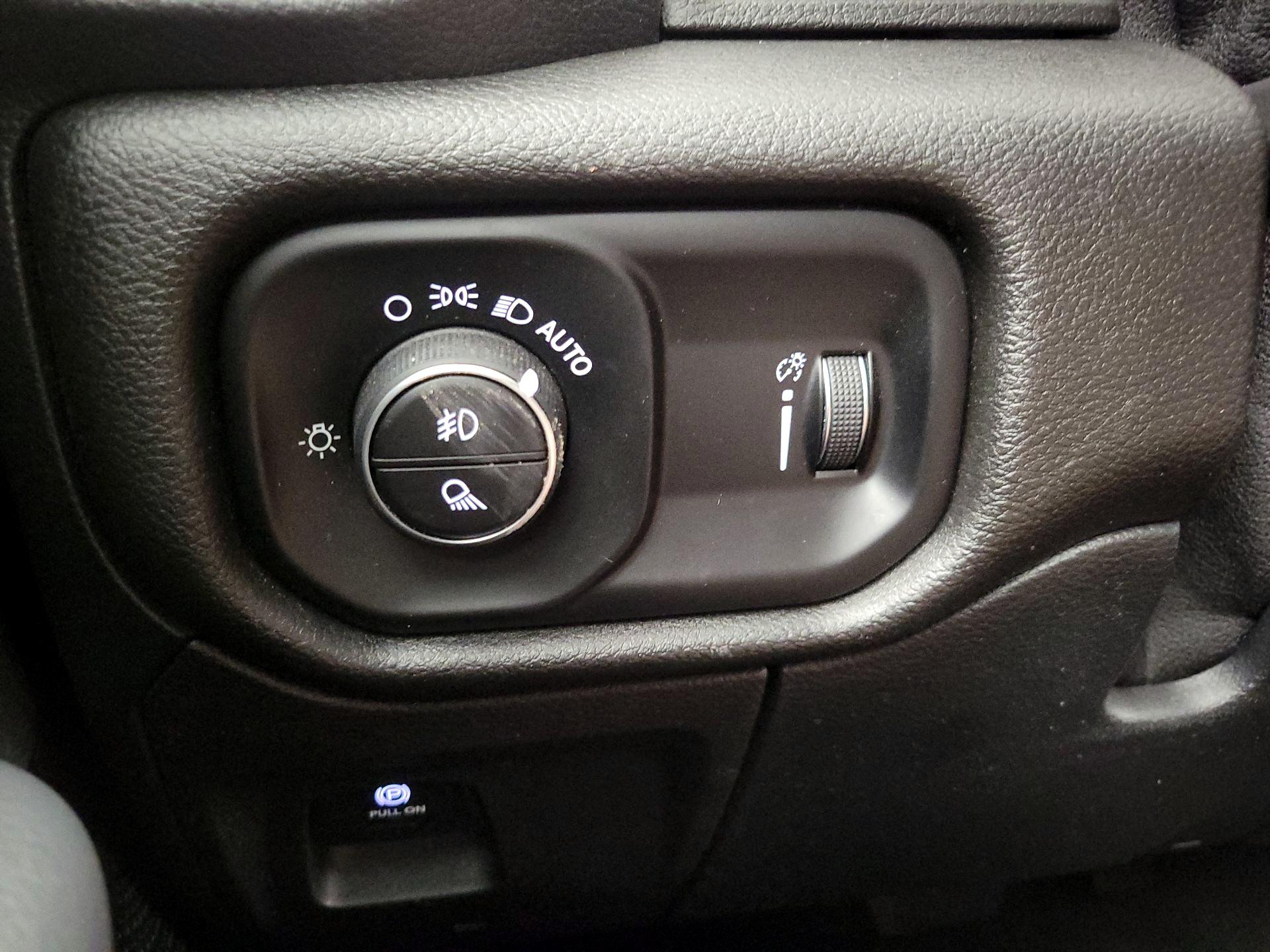 Thumbnail: 2021 RAM 1500 - 13
