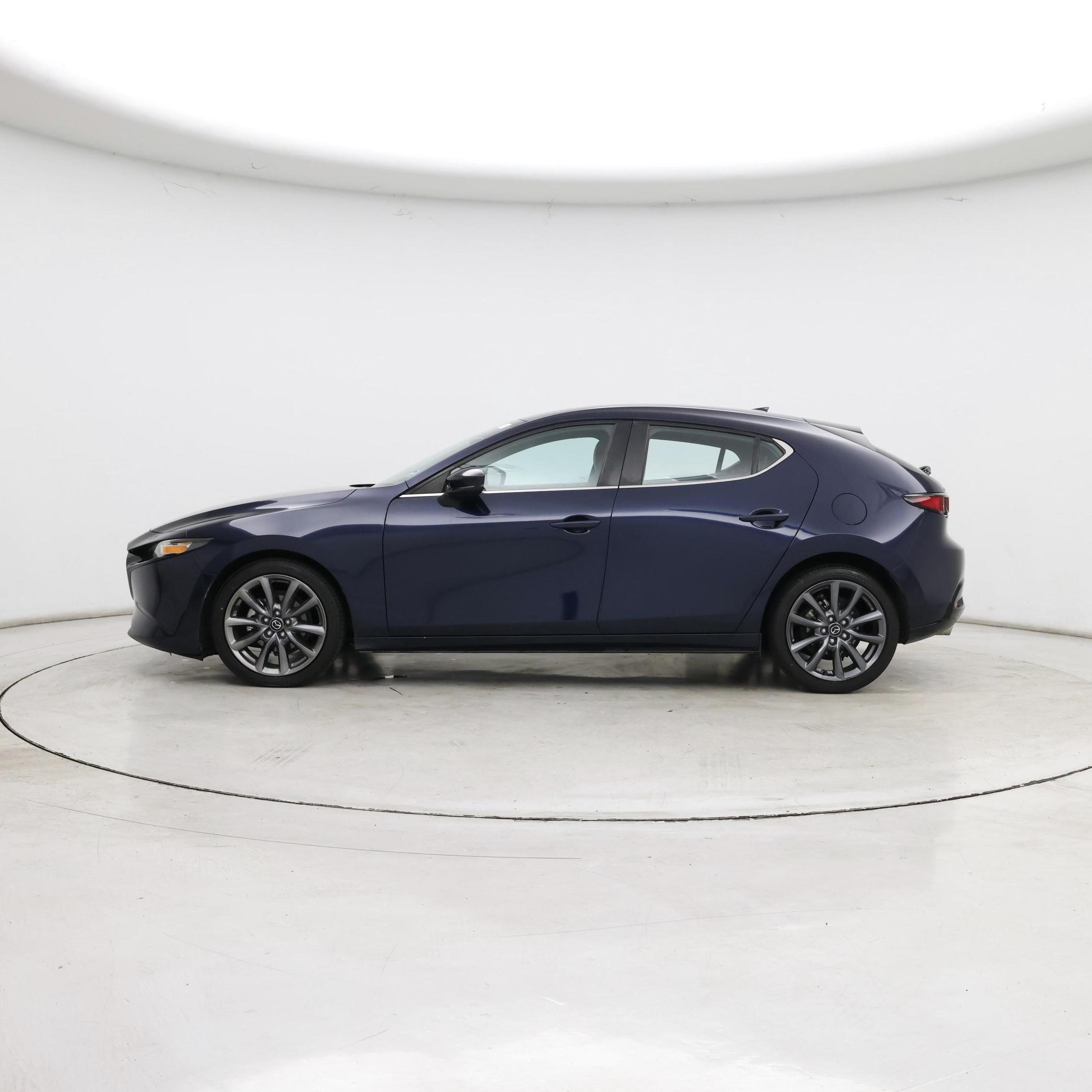 Thumbnail: 2020 Mazda Mazda3 - 3