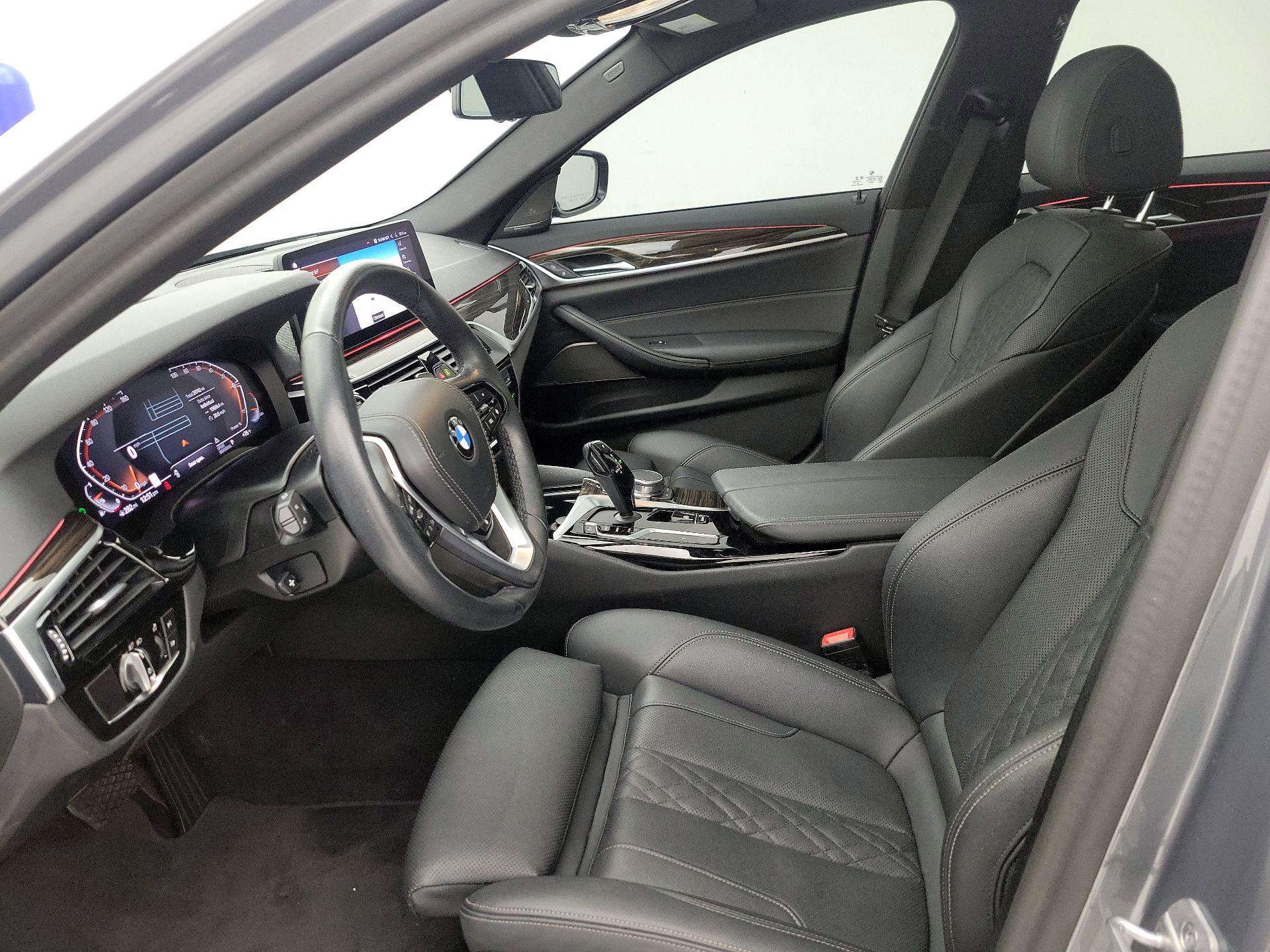 Thumbnail: 2023 BMW 5 Series - 11