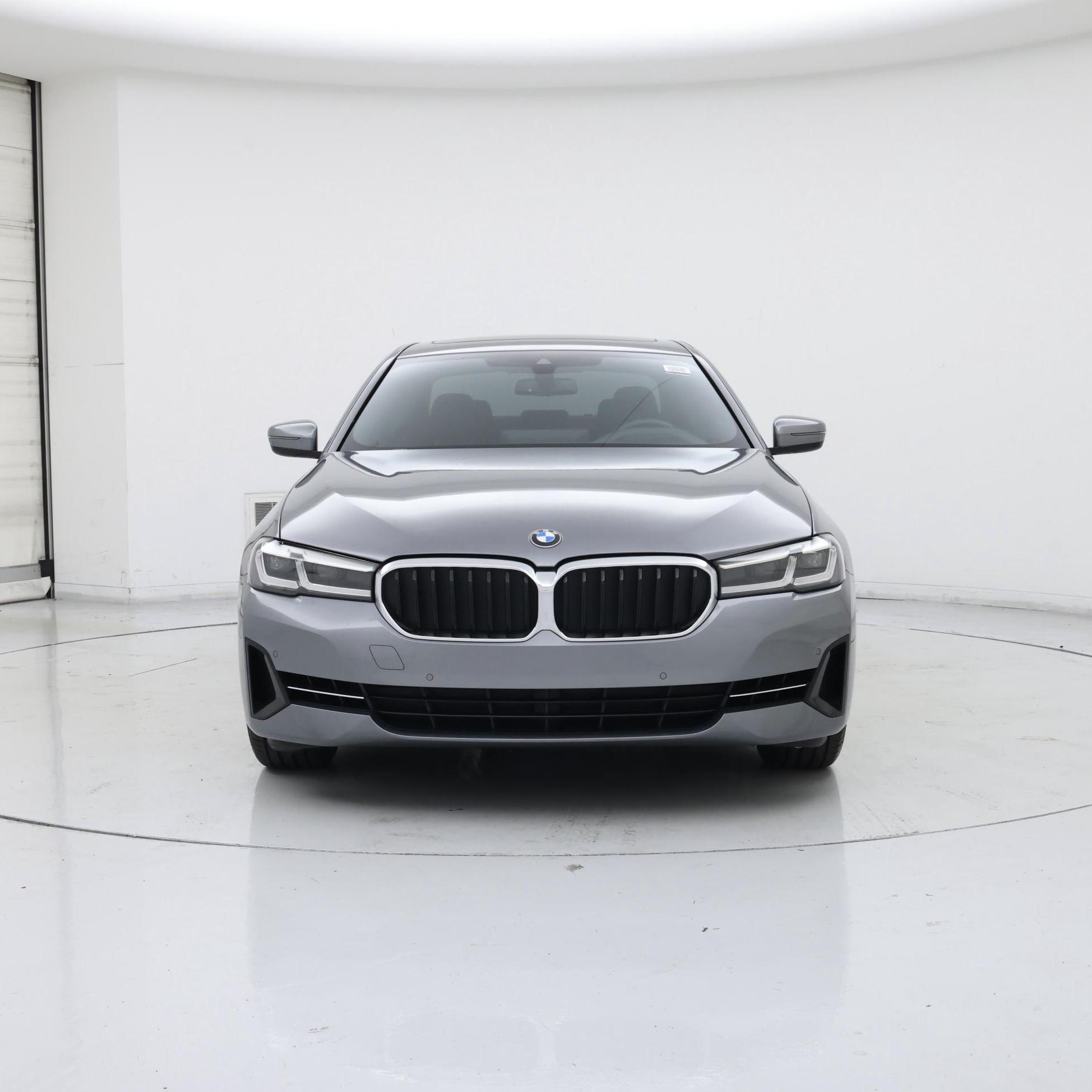 Thumbnail: 2023 BMW 5 Series - 5
