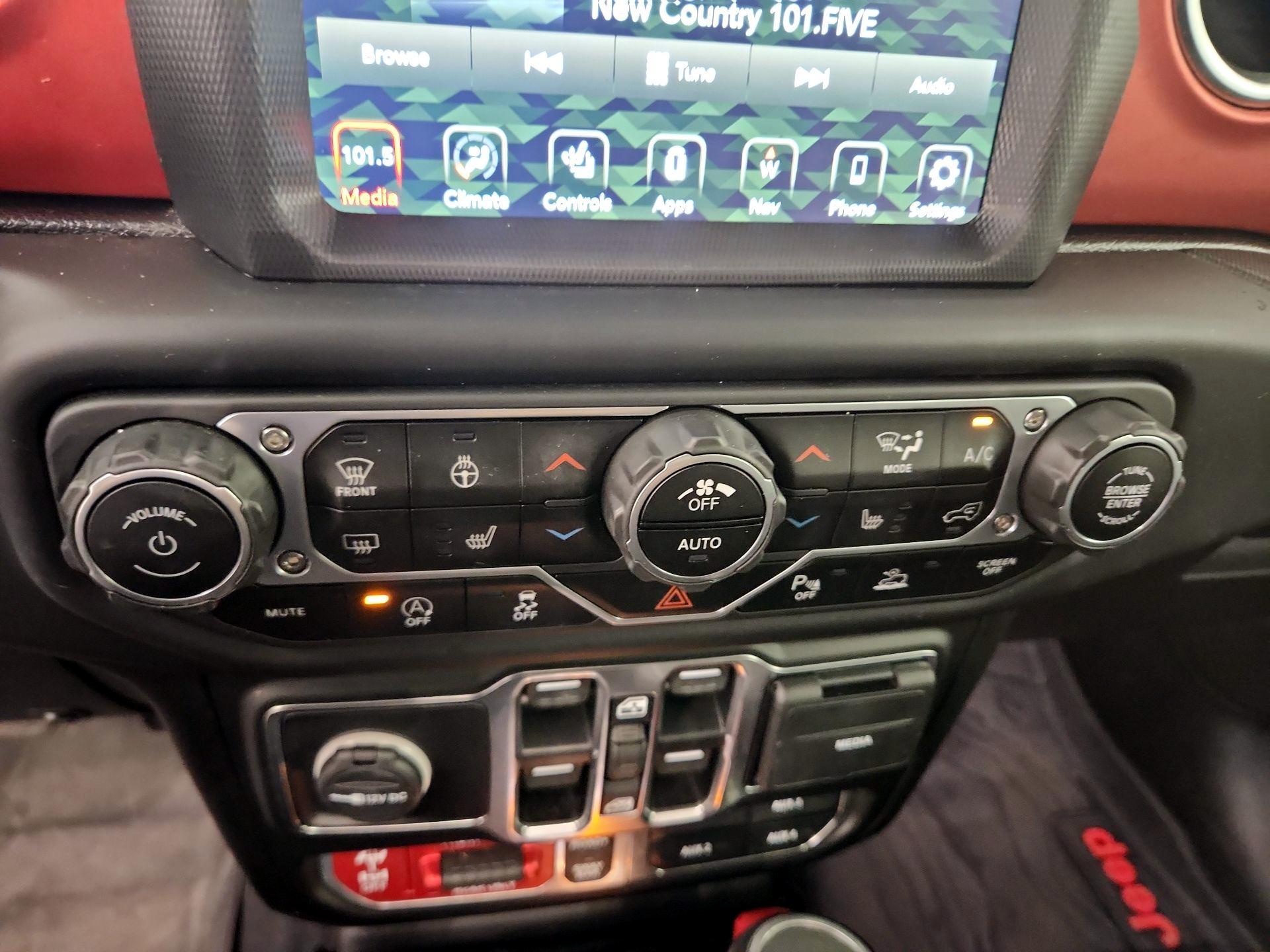 Thumbnail: 2020 Jeep Gladiator - 15