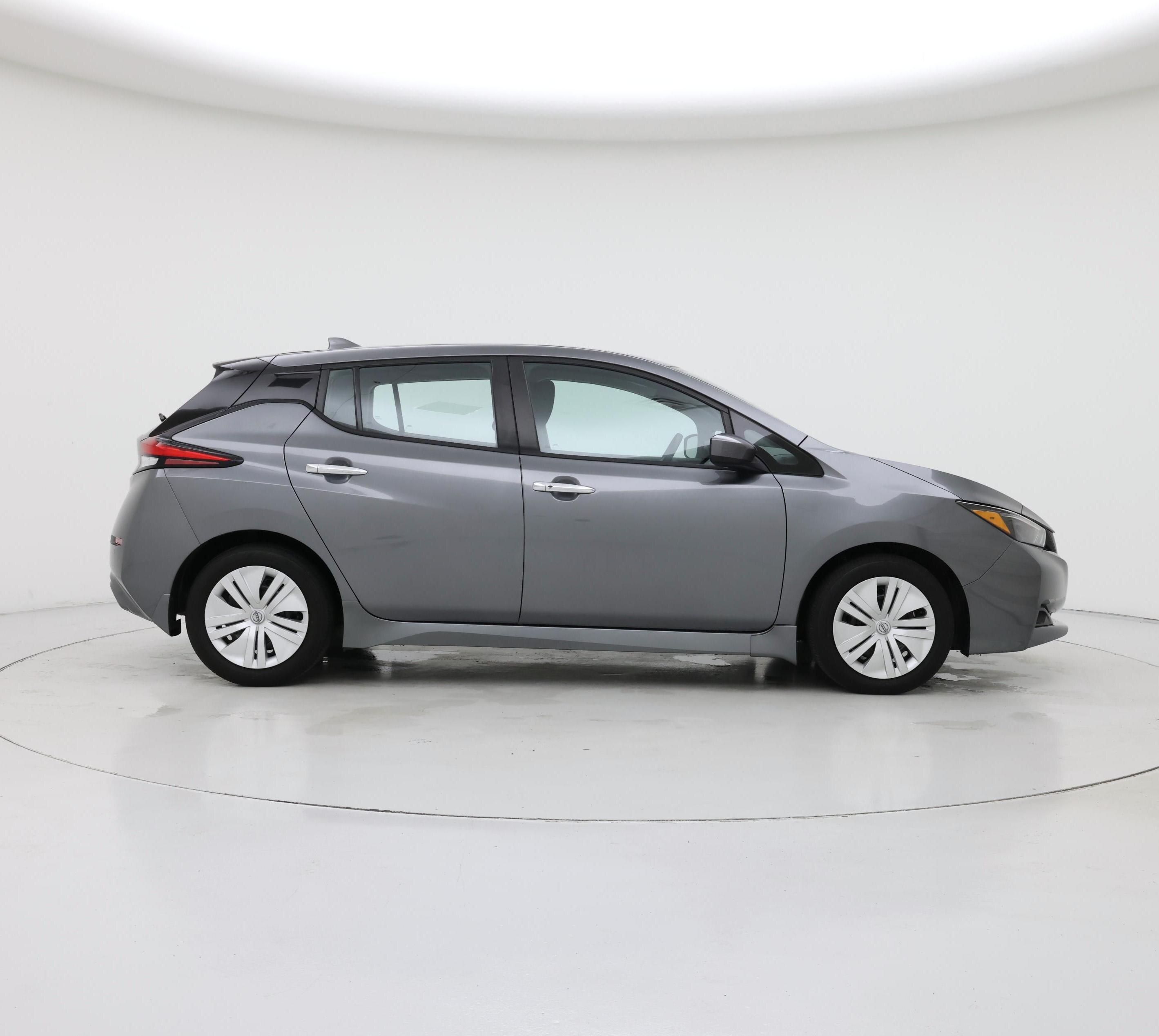 Thumbnail: 2025 Nissan Leaf - 7
