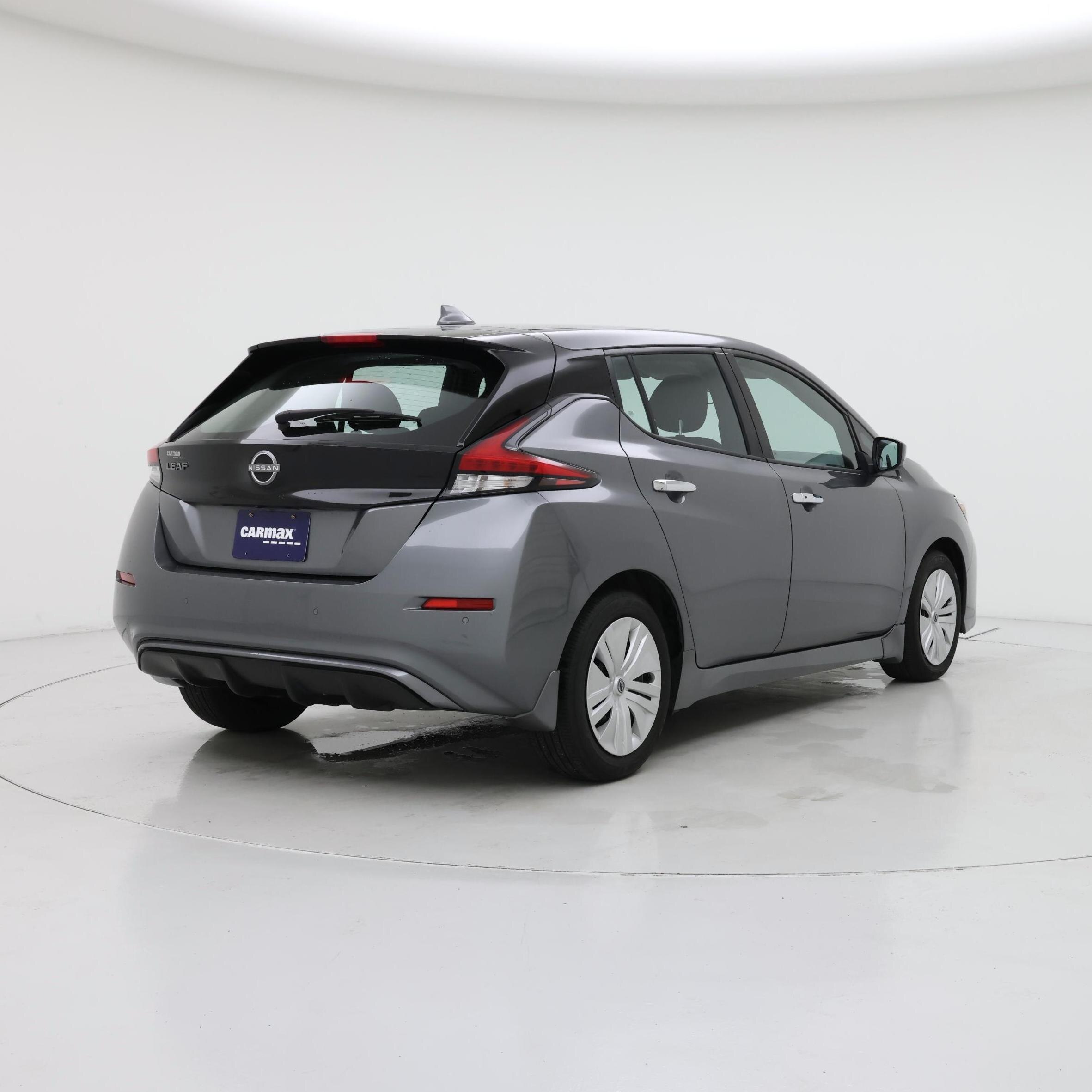 Thumbnail: 2025 Nissan Leaf - 8
