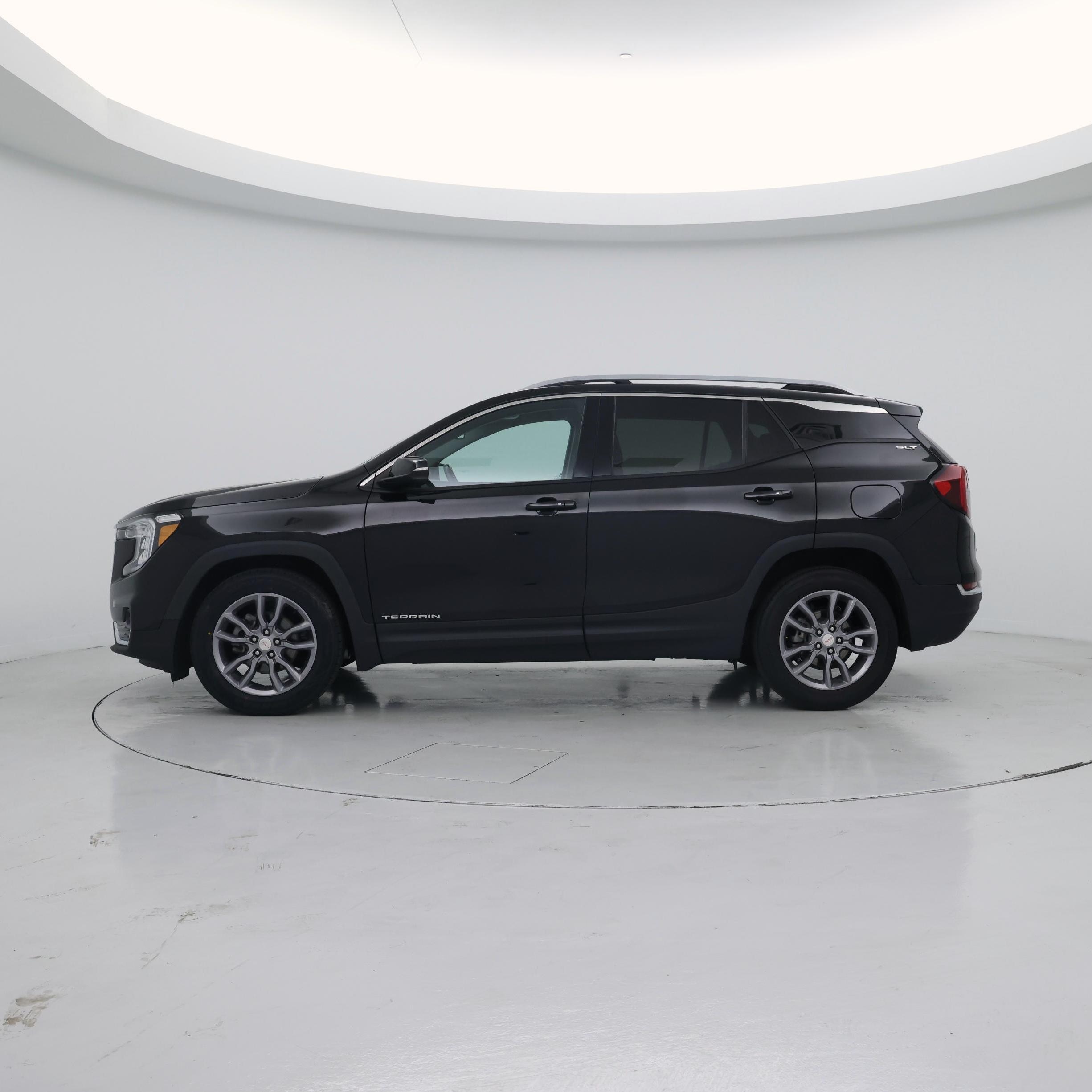Thumbnail: 2023 GMC Terrain - 3