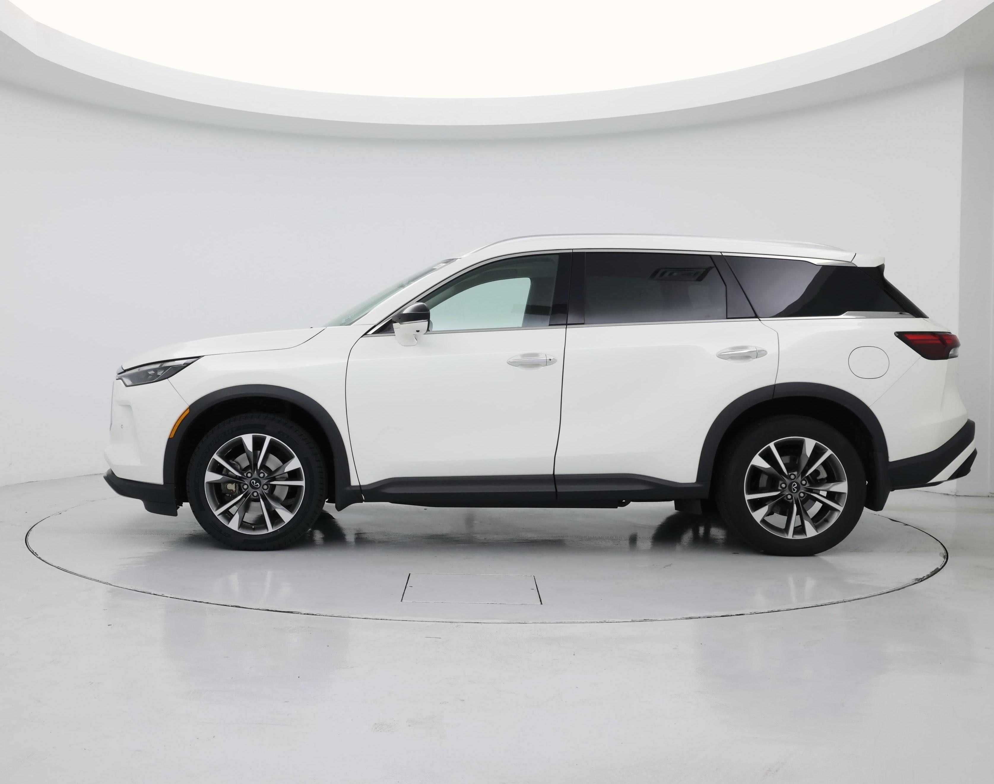 Thumbnail: 2023 INFINITI QX60 - 3