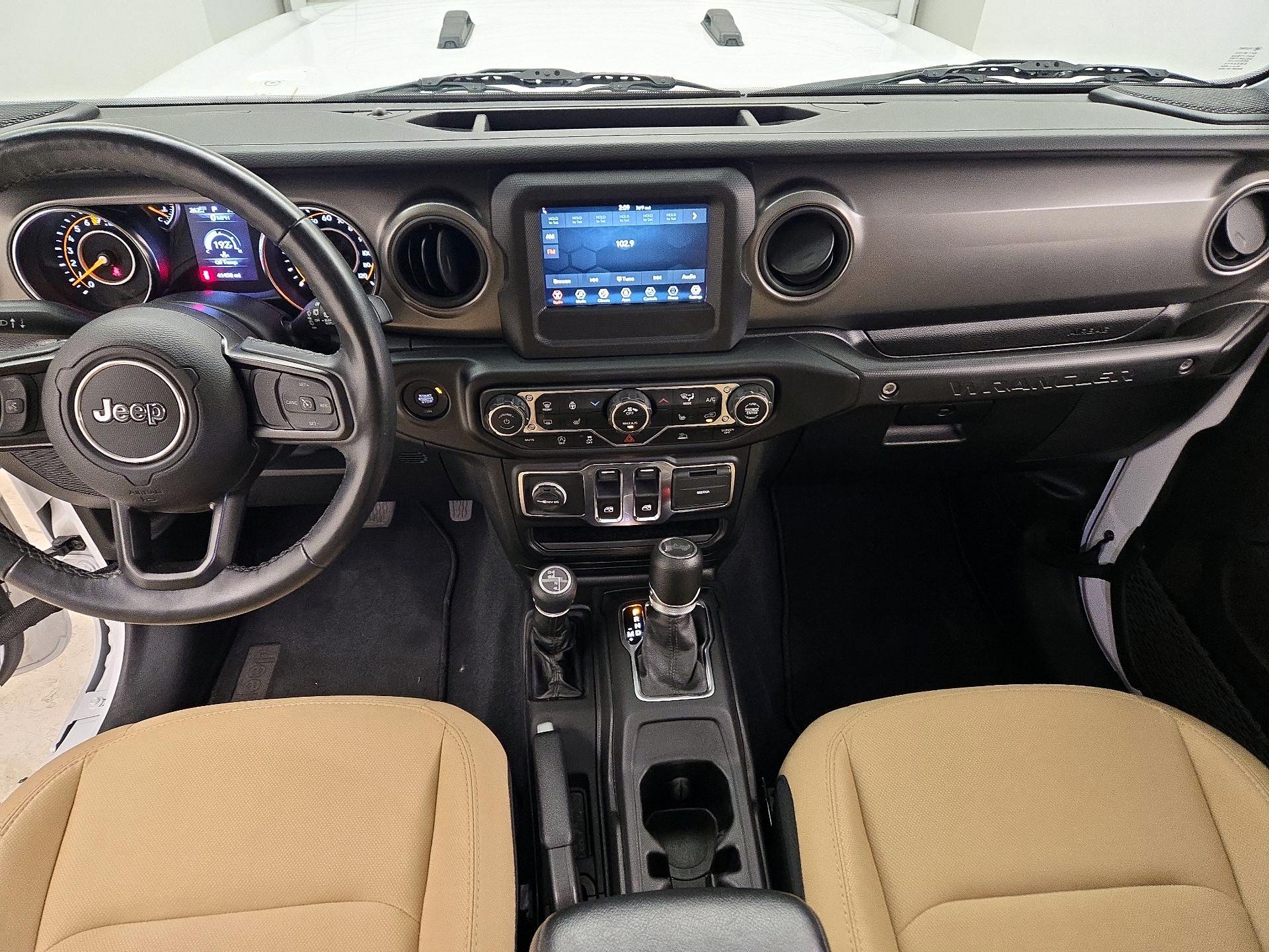 Thumbnail: 2022 Jeep Wrangler - 9