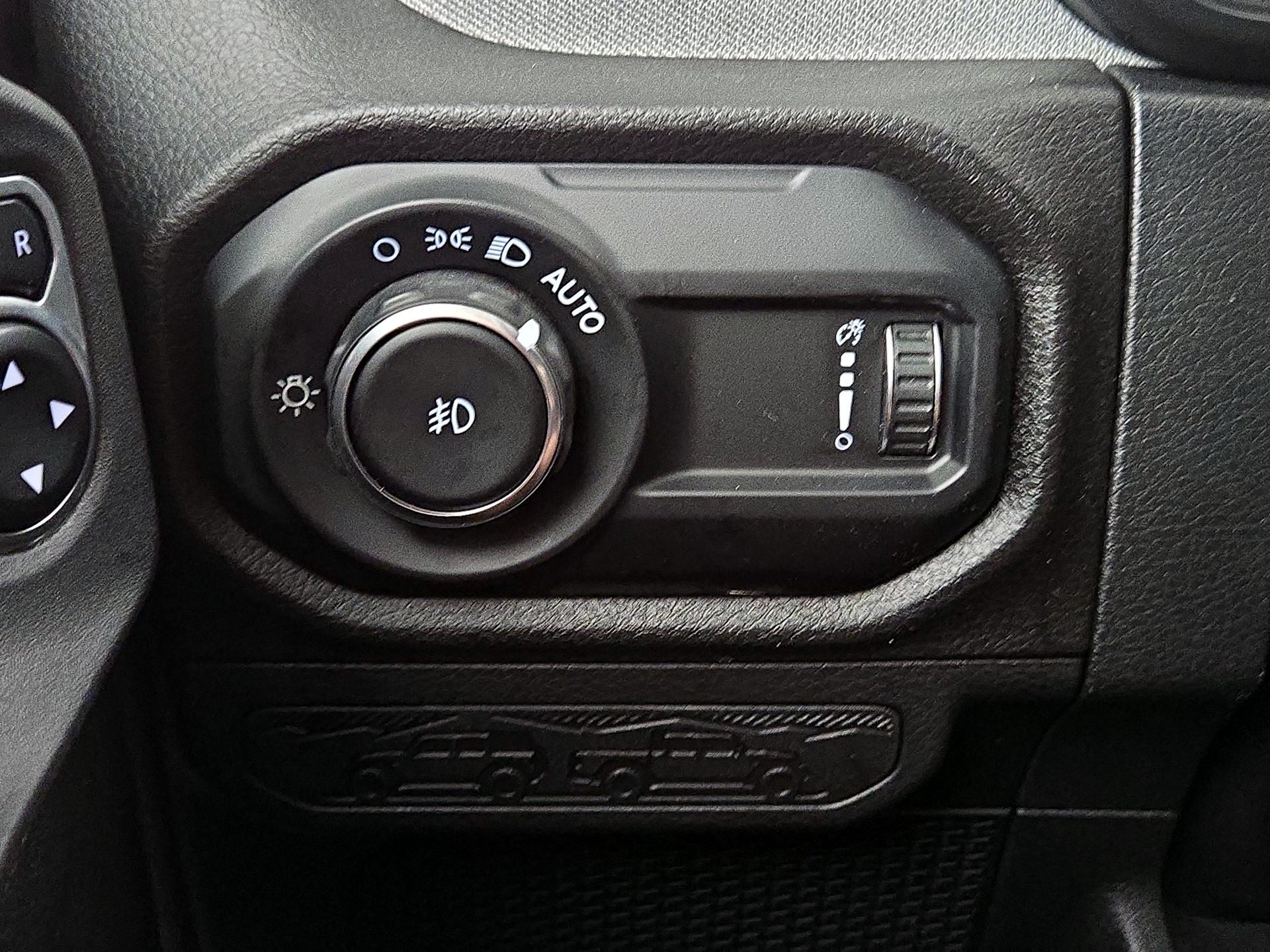 Thumbnail: 2025 Jeep Wrangler - 13