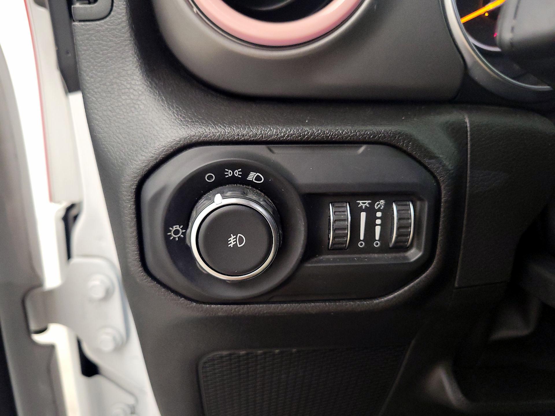 Thumbnail: 2022 Jeep Wrangler - 13